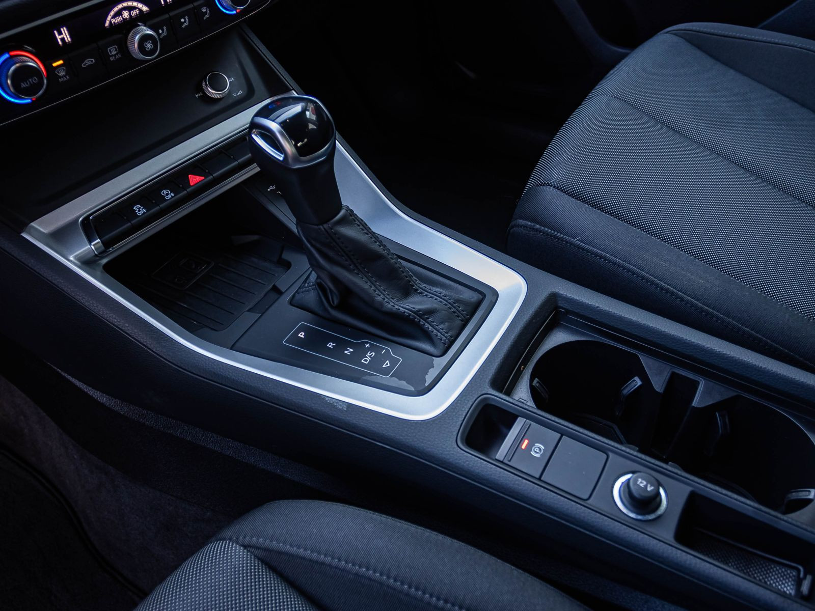 Audi Q3 35TDI Stronic Navi LED GRA EPH DAB