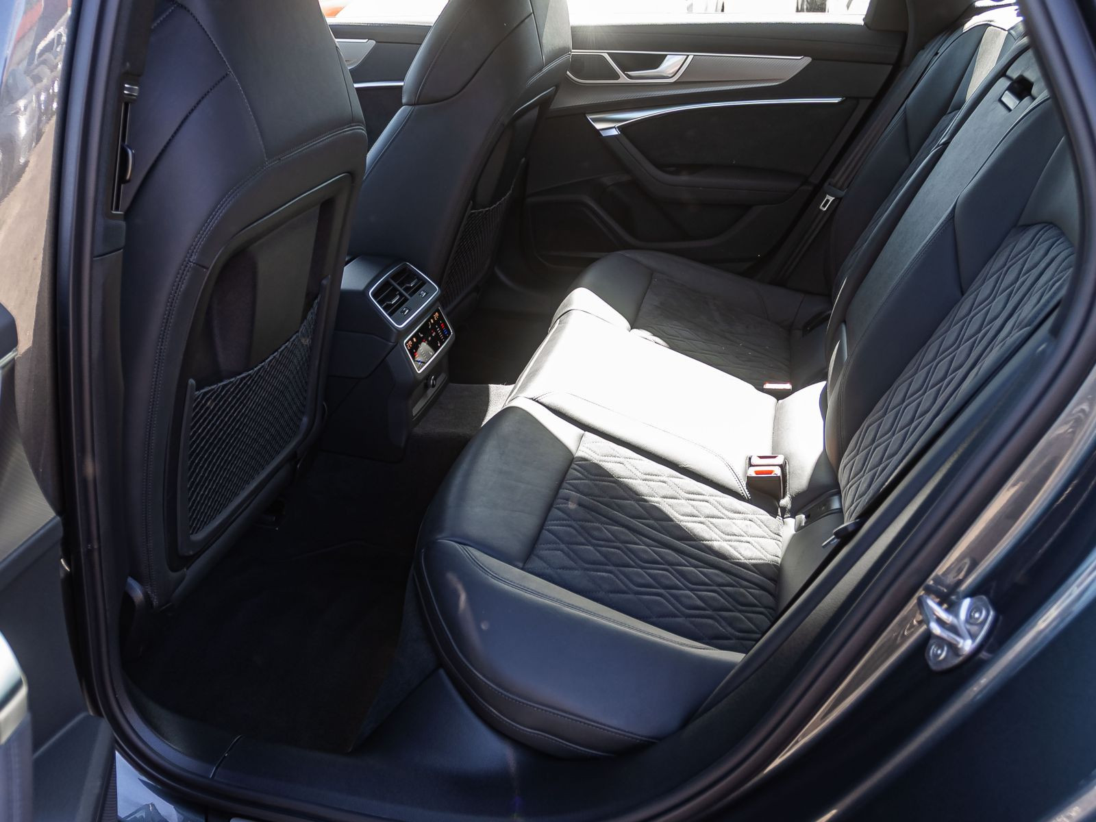Audi RS 6 Avant Navi Luftfederung Matrix B&O CarPlay