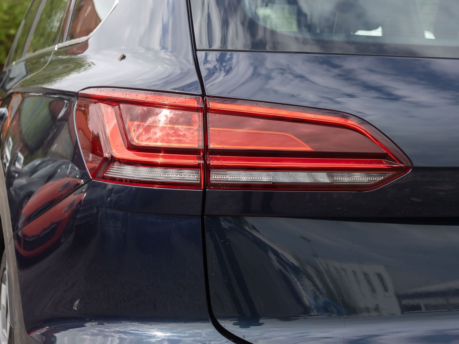 Volkswagen Touareg R-Line 3.0TDI Navi LED HuD Luftfederung AHK