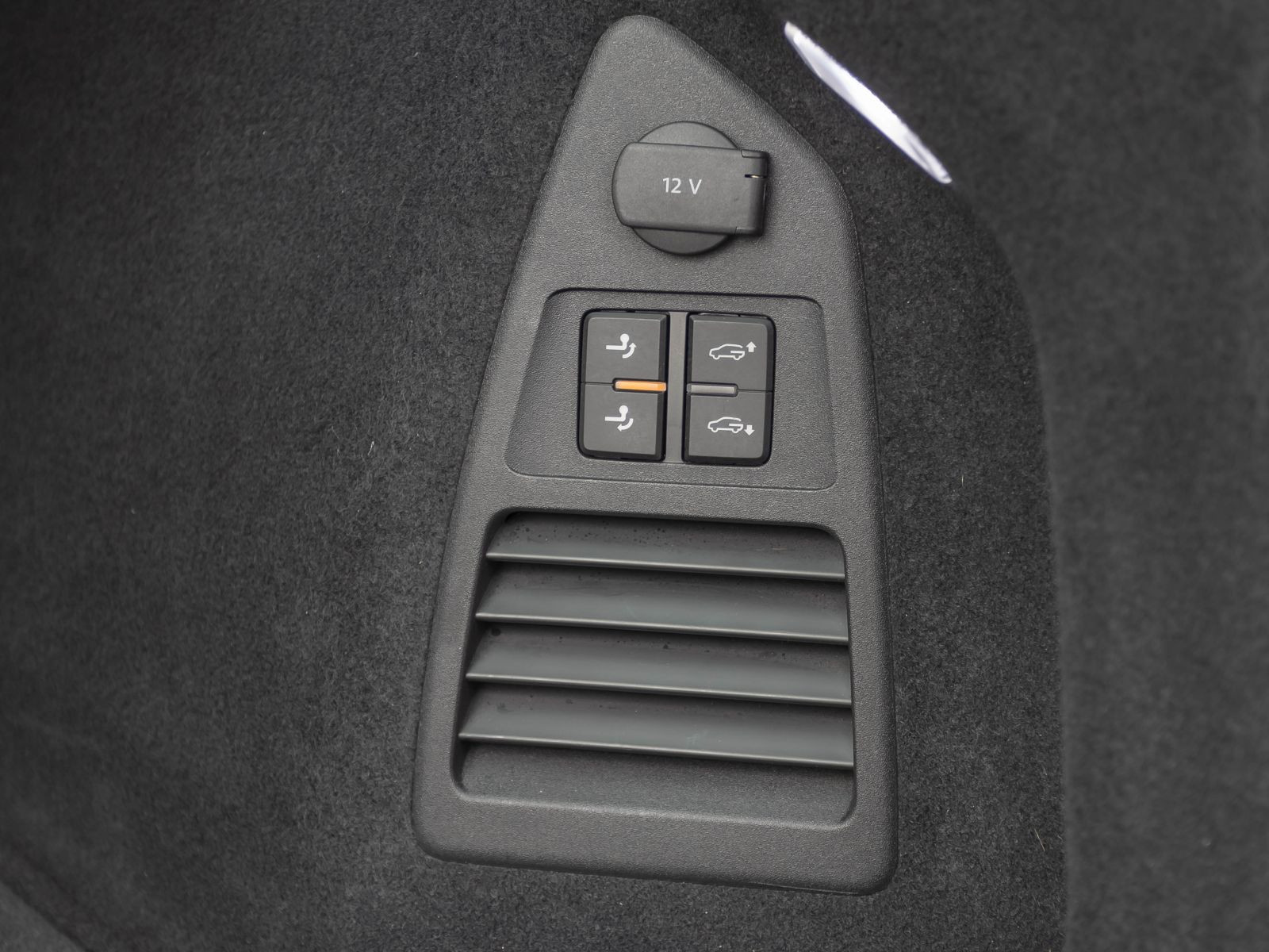 Volkswagen Touareg R-Line 3.0TDI Navi LED HuD Luftfederung AHK