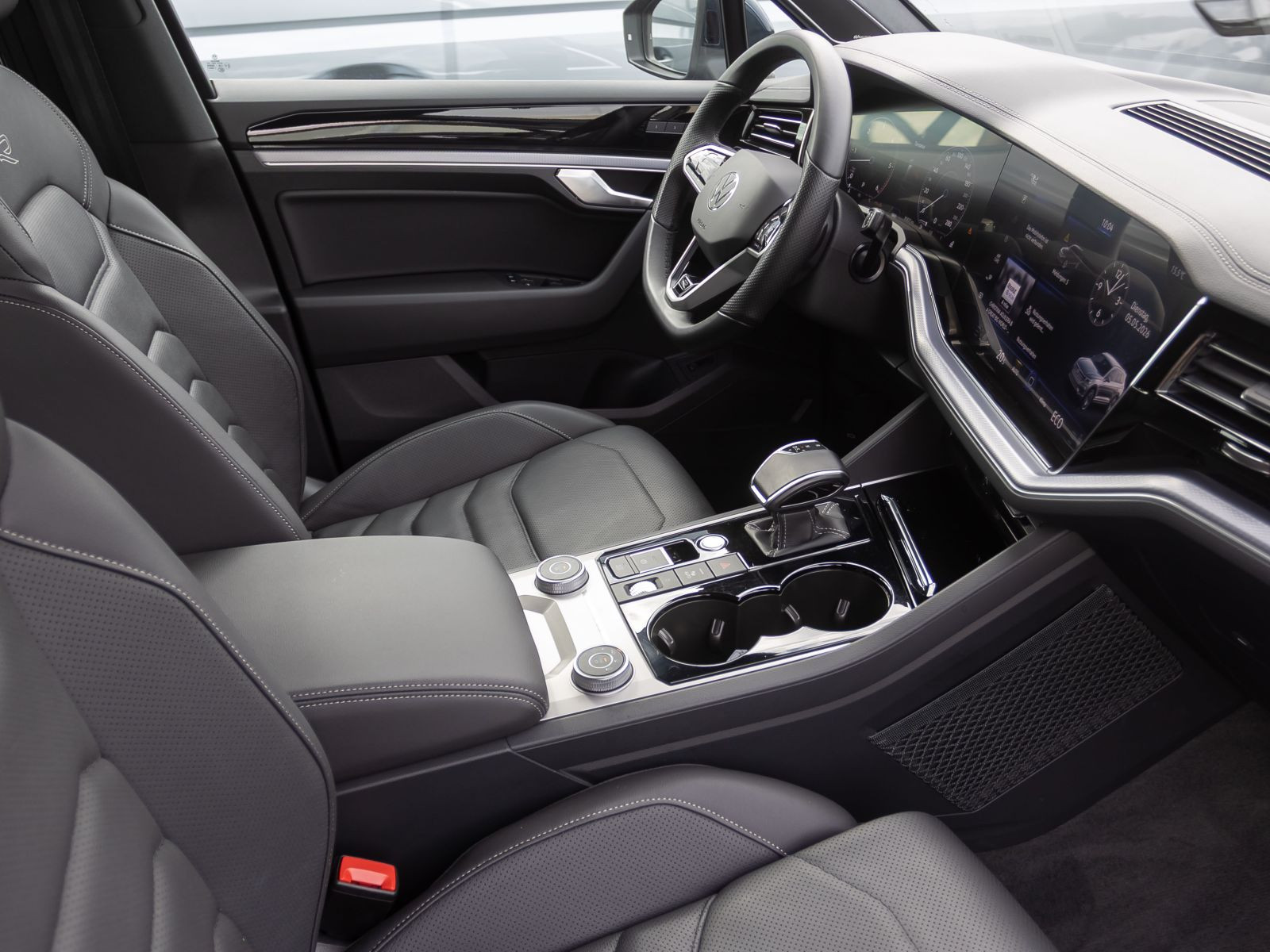 Volkswagen Touareg R-Line 3.0TDI Navi LED HuD Luftfederung AHK