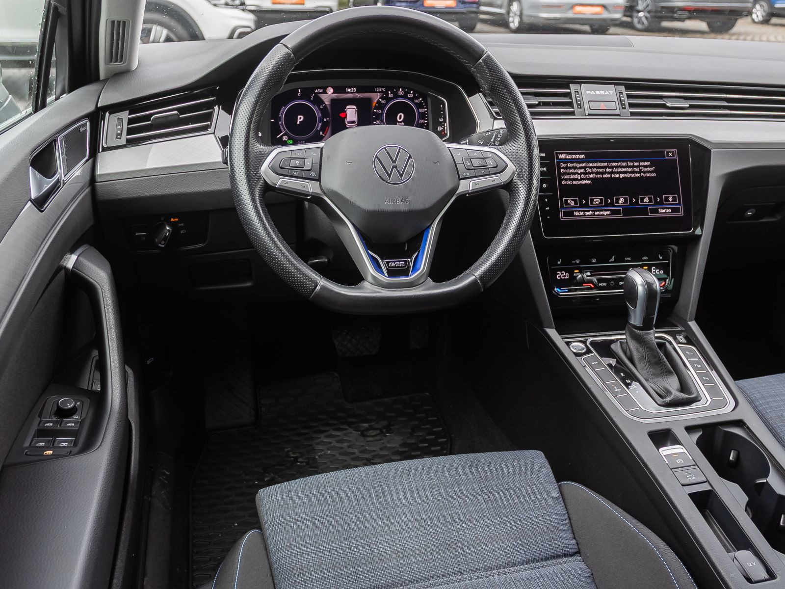 Volkswagen Passat Variant GTE 1.4TSI DSG Navi Matrix ACC AHK