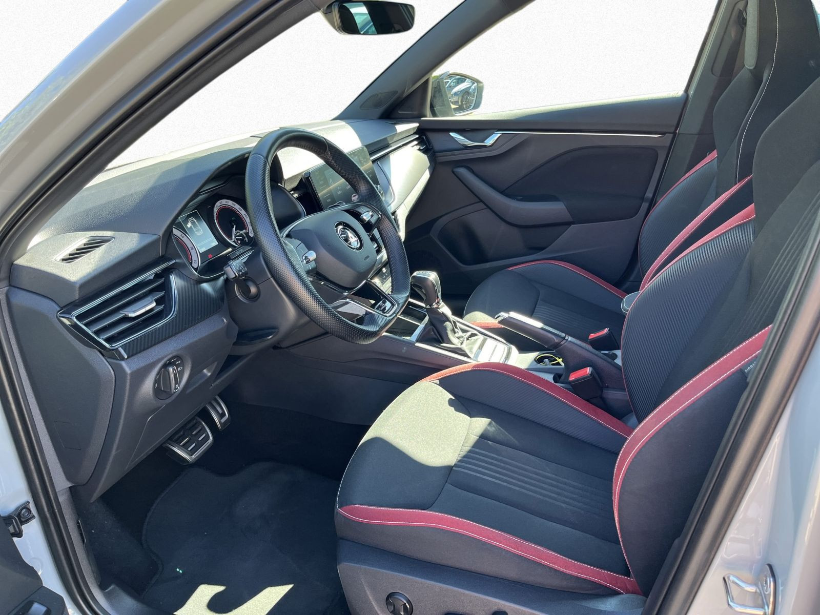 Skoda Scala Monte Carlo 1.0TSI Panoramadach LED Sitzhzg