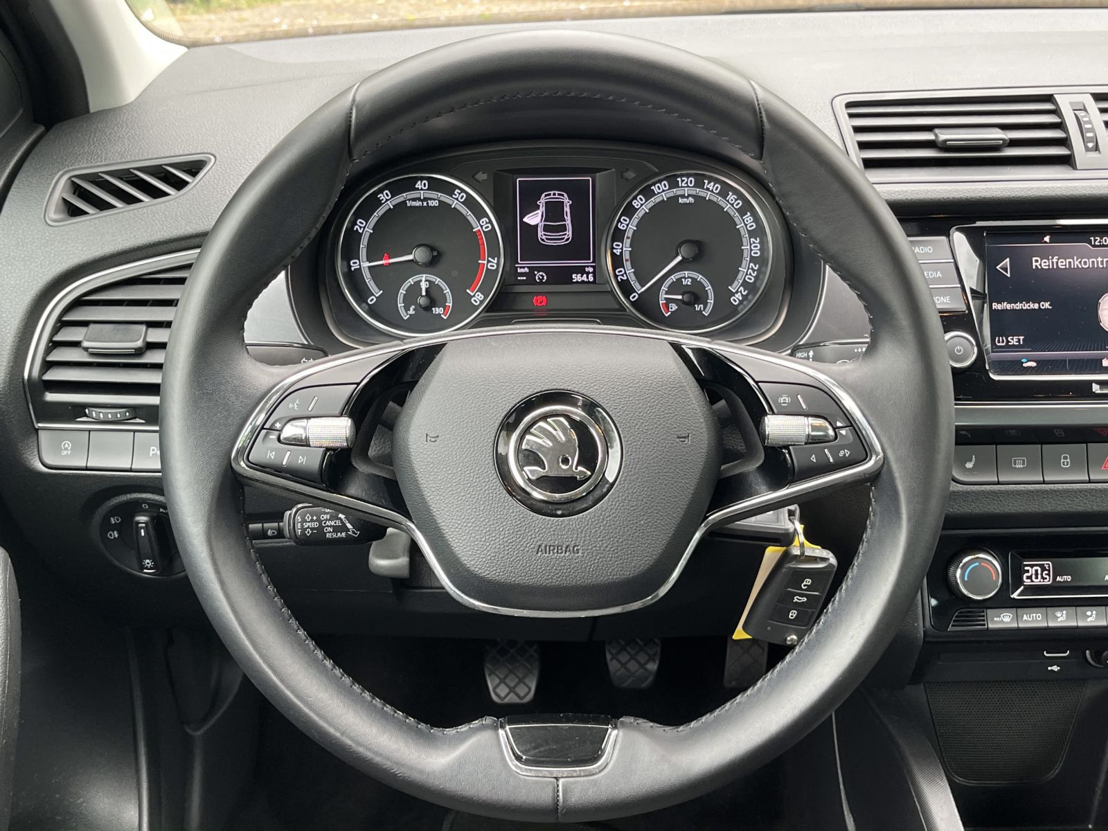 Skoda Fabia Clever 1.0TSI GRA ACC Sitzhzg Car Play