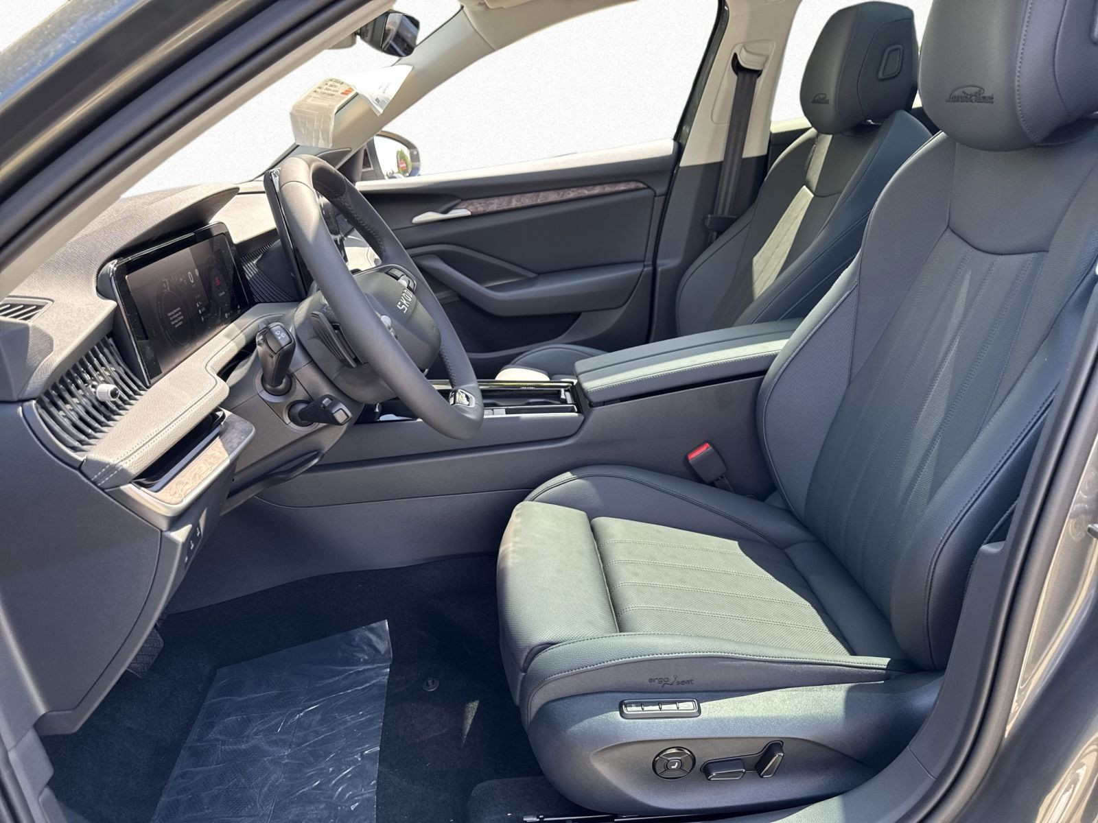 Skoda Superb Combi L&K 1,5 TSI iV 150 kW 6-Gang-DSG
