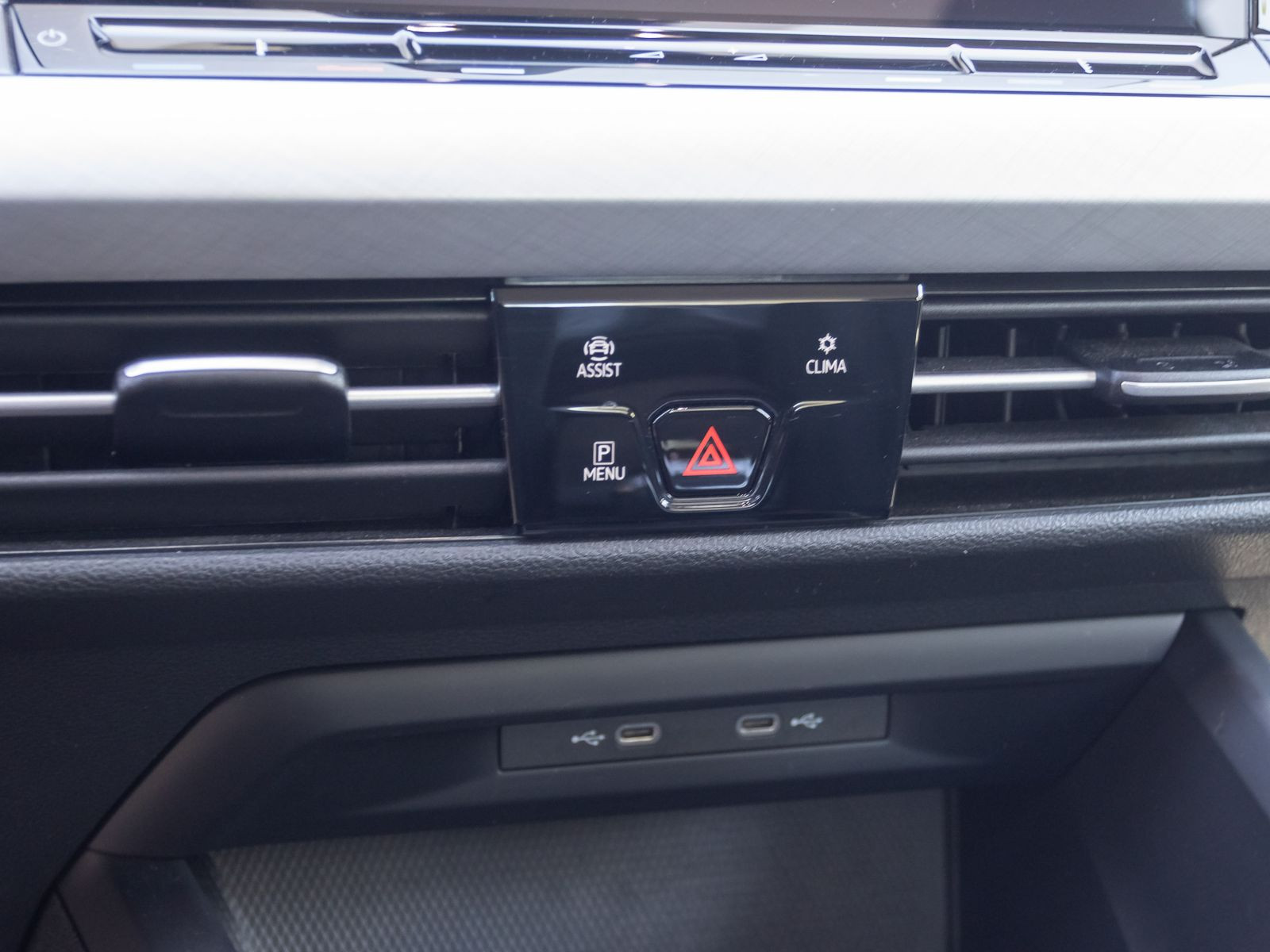 Volkswagen Golf VIII Variant 2.0 TDI Life Navi LED ACC