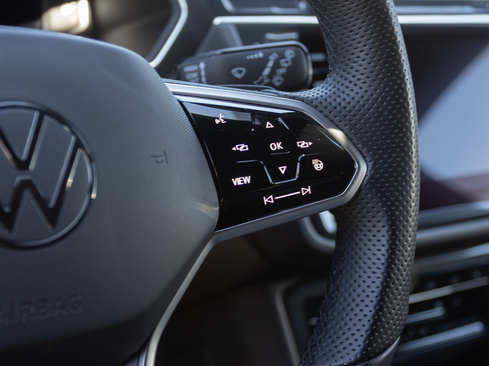 Volkswagen Golf VIII Variant 2.0 TDI Life Navi LED ACC