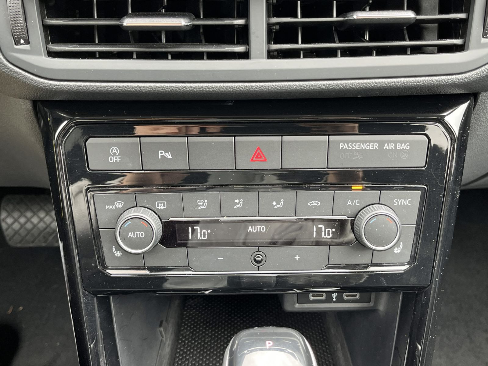 Volkswagen T-Cross Style 1.0 TSI DSG LED ACC GRA Sitzhzg