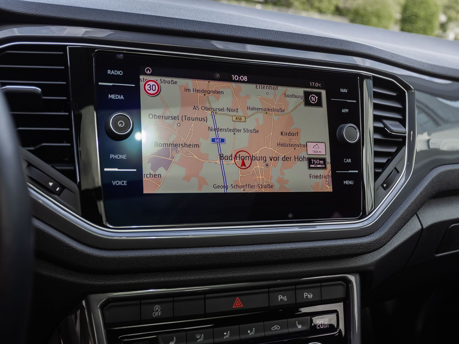 Volkswagen T-ROC 1.5 TSI DSG IQ.DRIVE, Panoramadach, Navi, LED, Rückfahrkamera