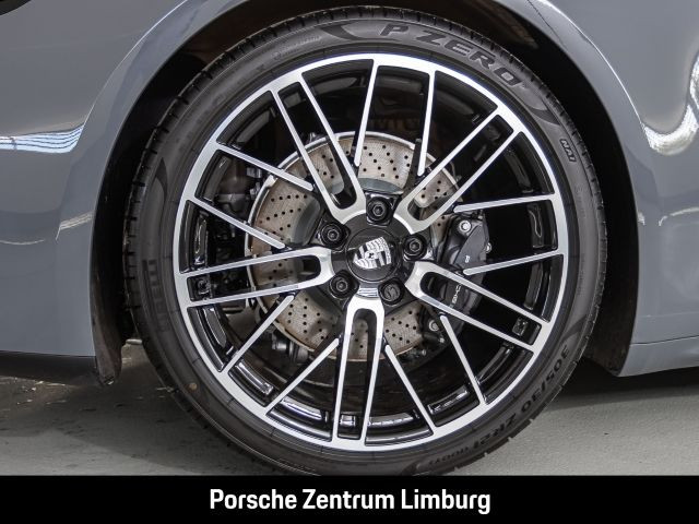 Porsche 992 911 Carrera Cabrio Sportabgas BOSE 21-Zoll