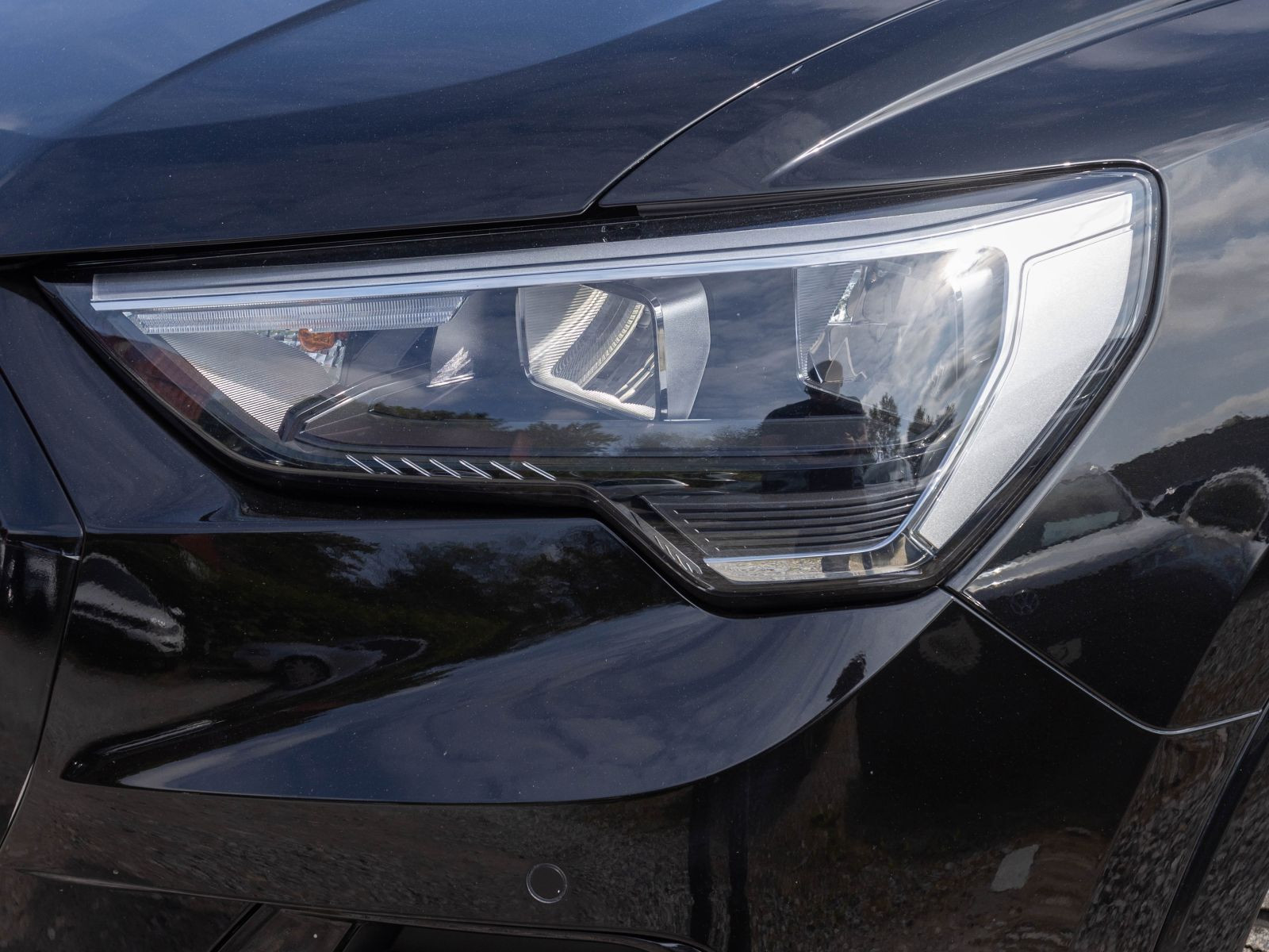 Audi Q3 advanced 35TFSI Stronic Navi LED GRA AHK EPH