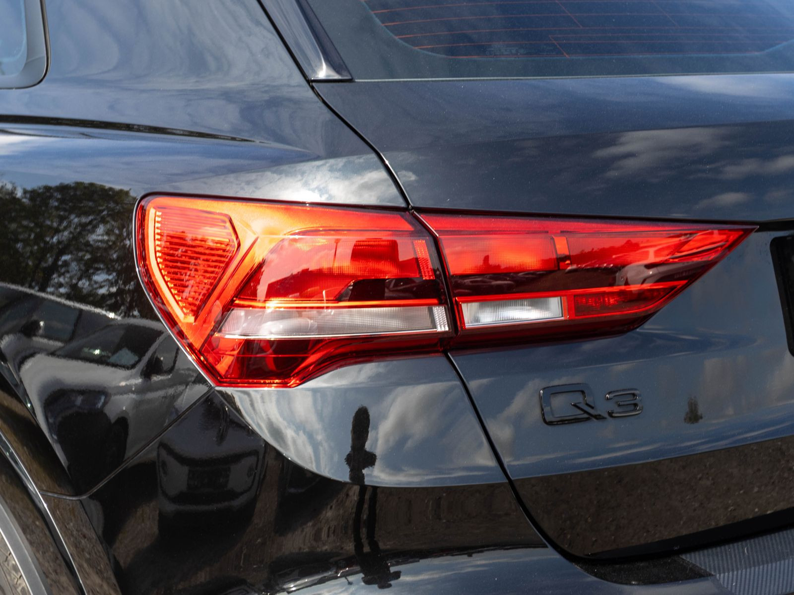 Audi Q3 advanced 35TFSI Stronic Navi LED GRA AHK EPH
