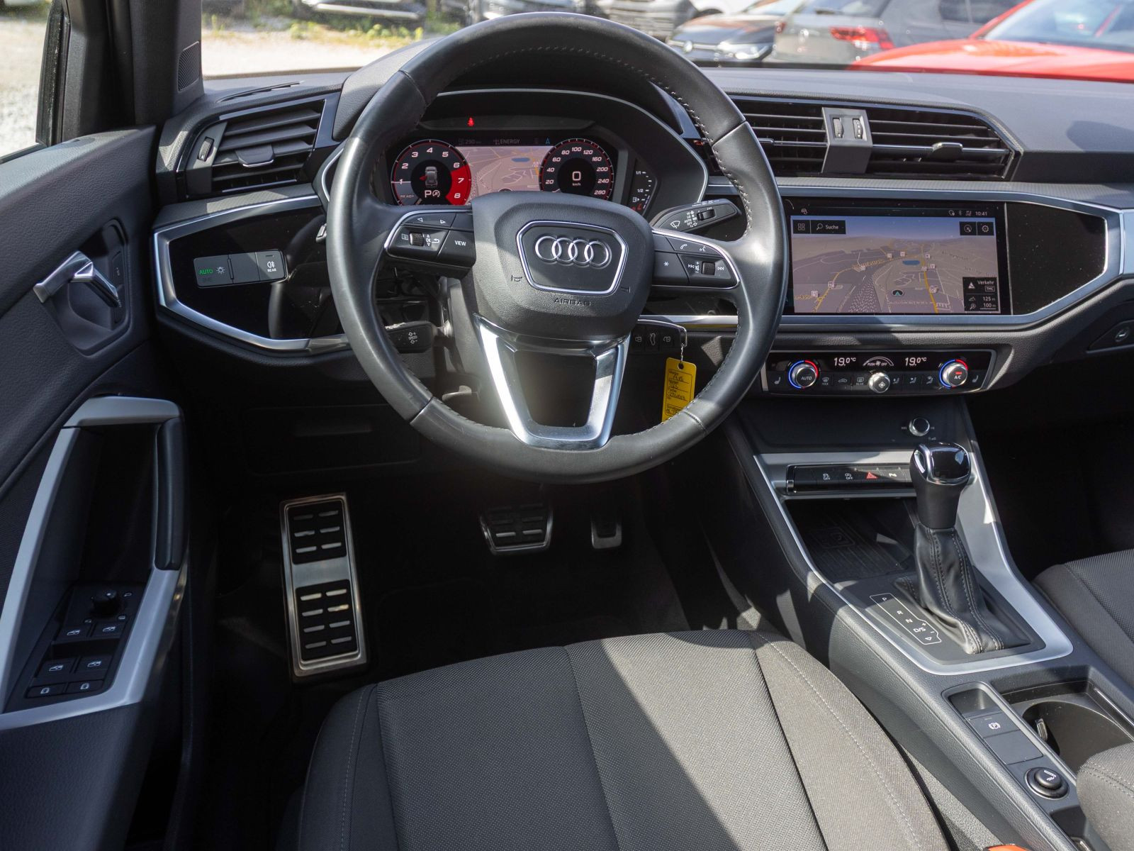 Audi Q3 advanced 35TFSI Stronic Navi LED GRA AHK EPH