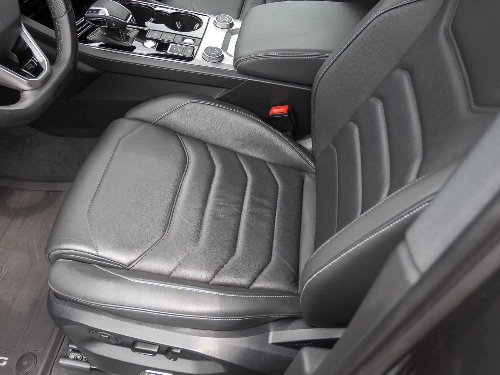 Volkswagen Touareg R-Line 3.0TDI Navi Matrix Luftfederung