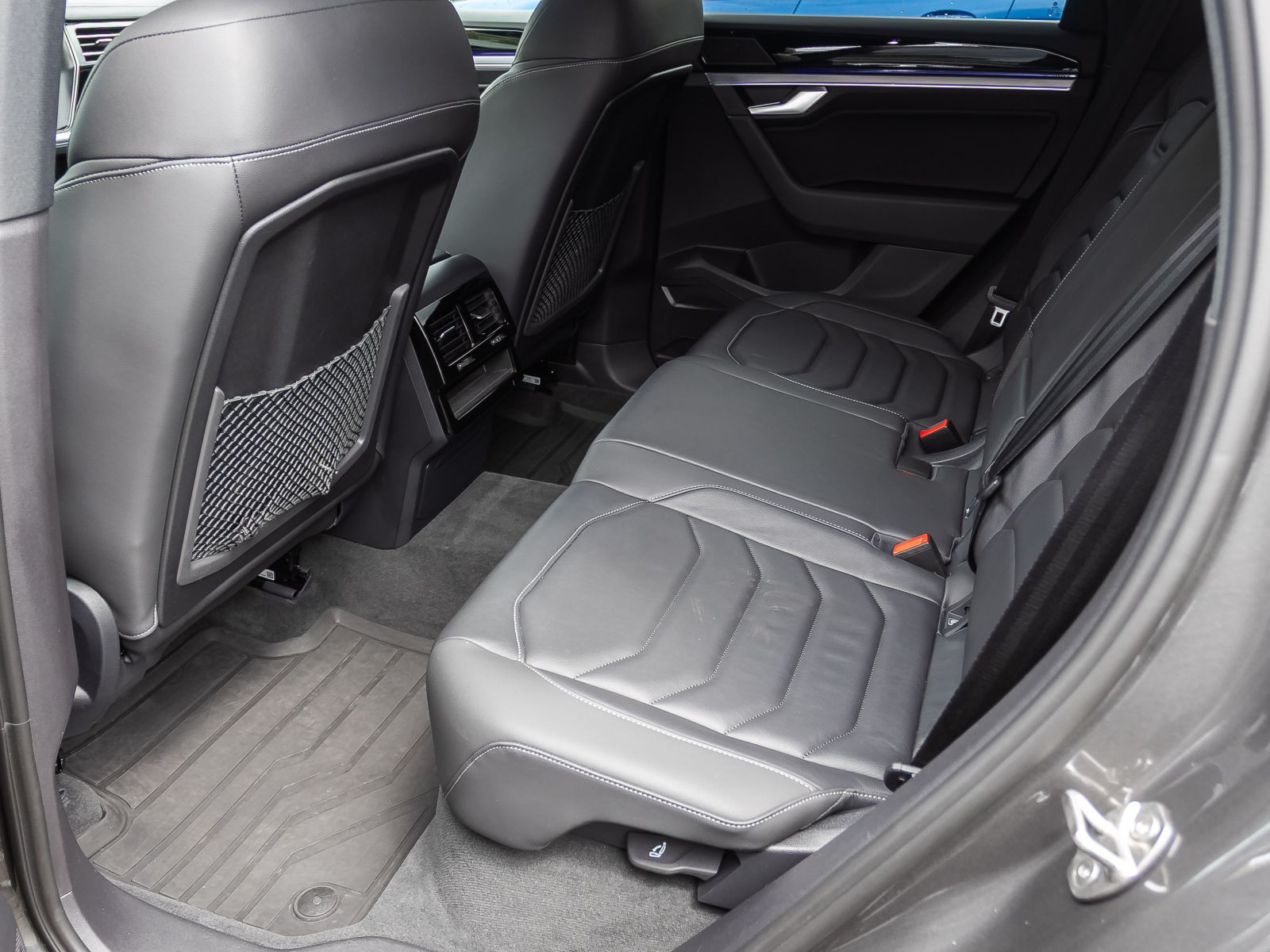 Volkswagen Touareg R-Line 3.0TDI Navi Matrix Luftfederung