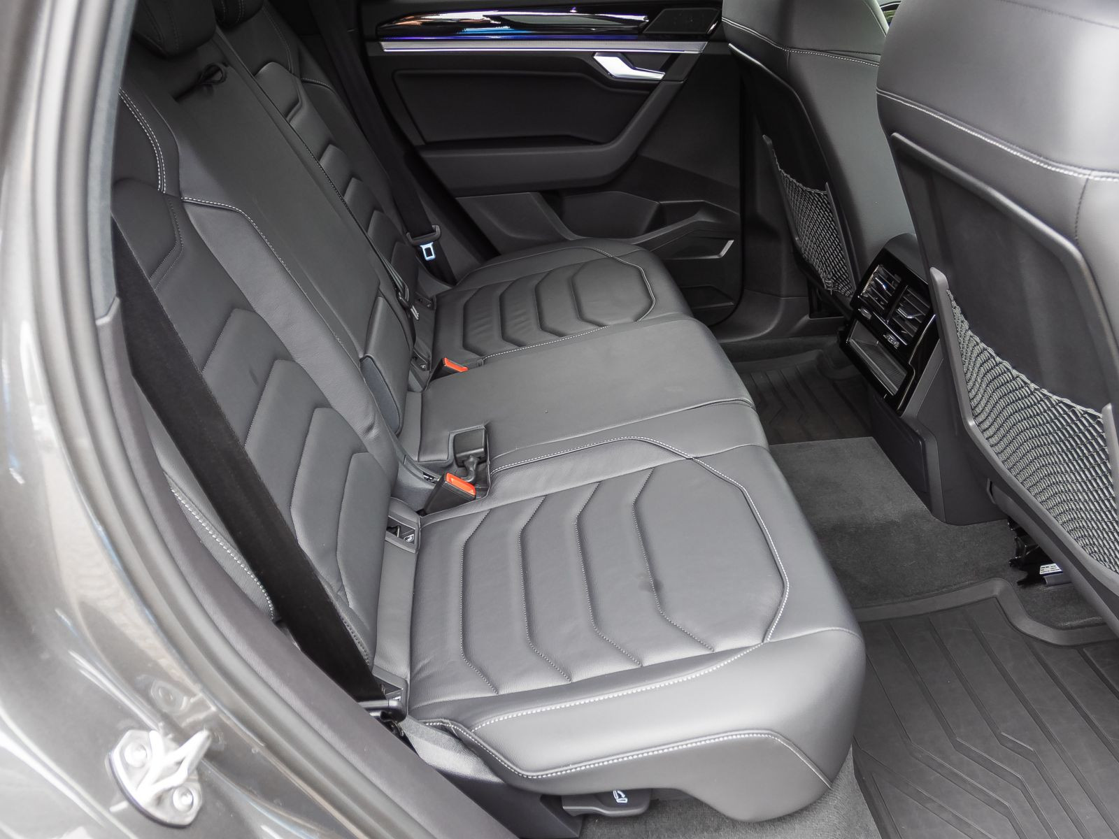 Volkswagen Touareg R-Line 3.0TDI Navi Matrix Luftfederung