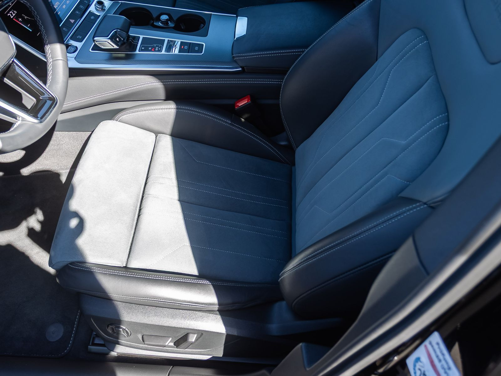 Audi A6 allroad qu 45TDI Navi LED Luftfederung Standhzg