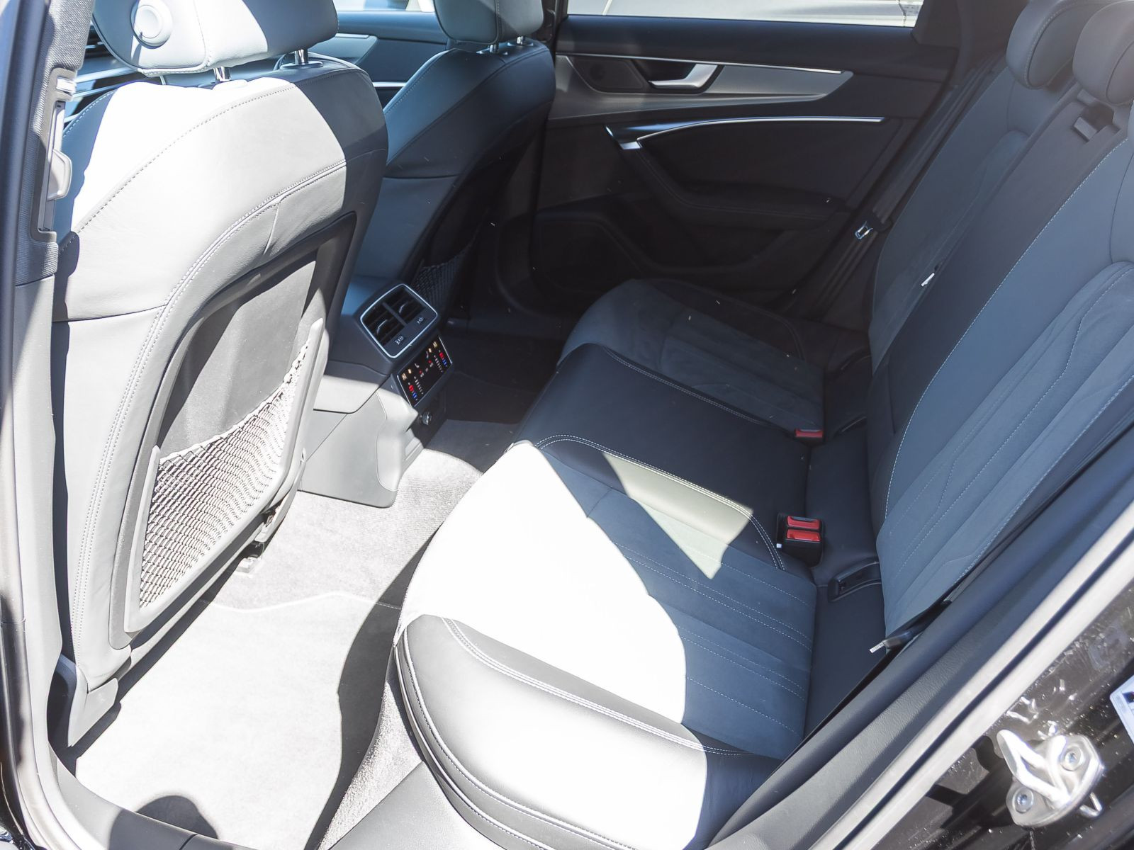 Audi A6 allroad qu 45TDI Navi LED Luftfederung Standhzg