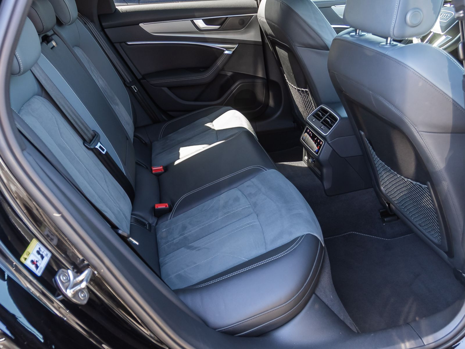 Audi A6 allroad qu 45TDI Navi LED Luftfederung Standhzg