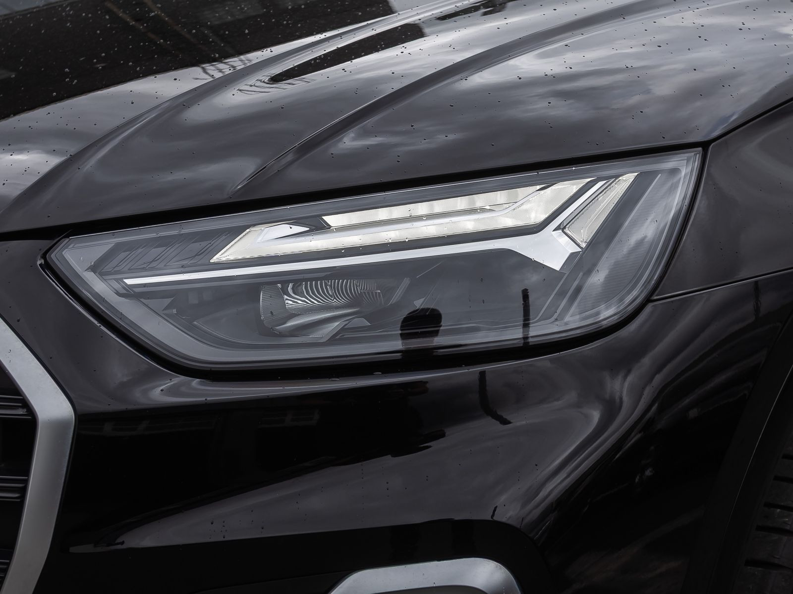 Audi Q5 S line 45TFSI qu Stronic Navi LED B&O CarPlay