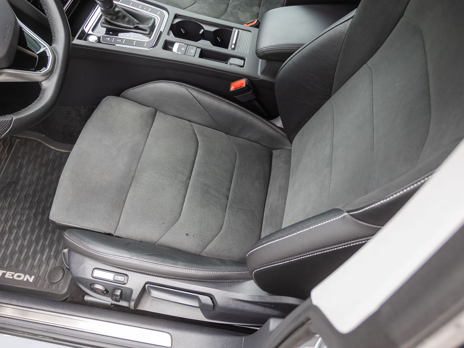 Volkswagen Arteon Shooting Brake 2.0 TSI DSG Navi LED ACC