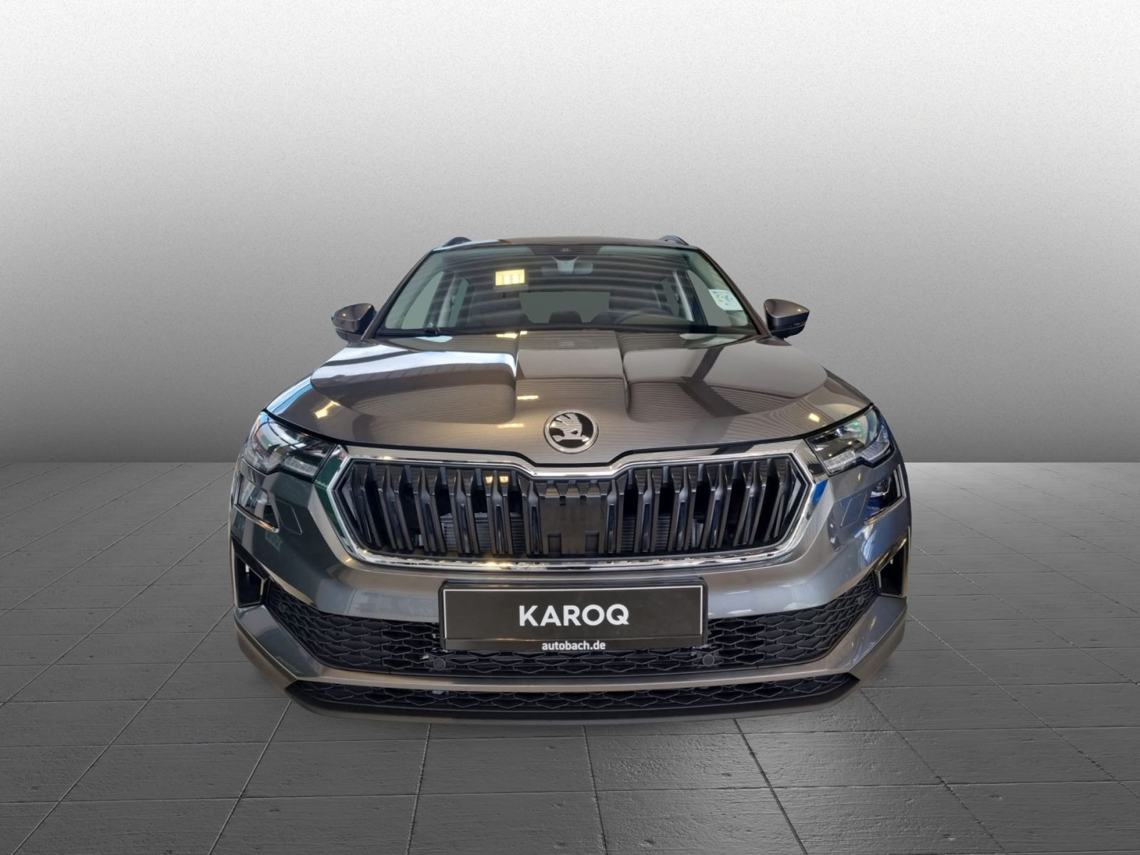 Skoda Karoq Tour 2,0 TDI DSG ACC AHK NAVI RFK KESSY
