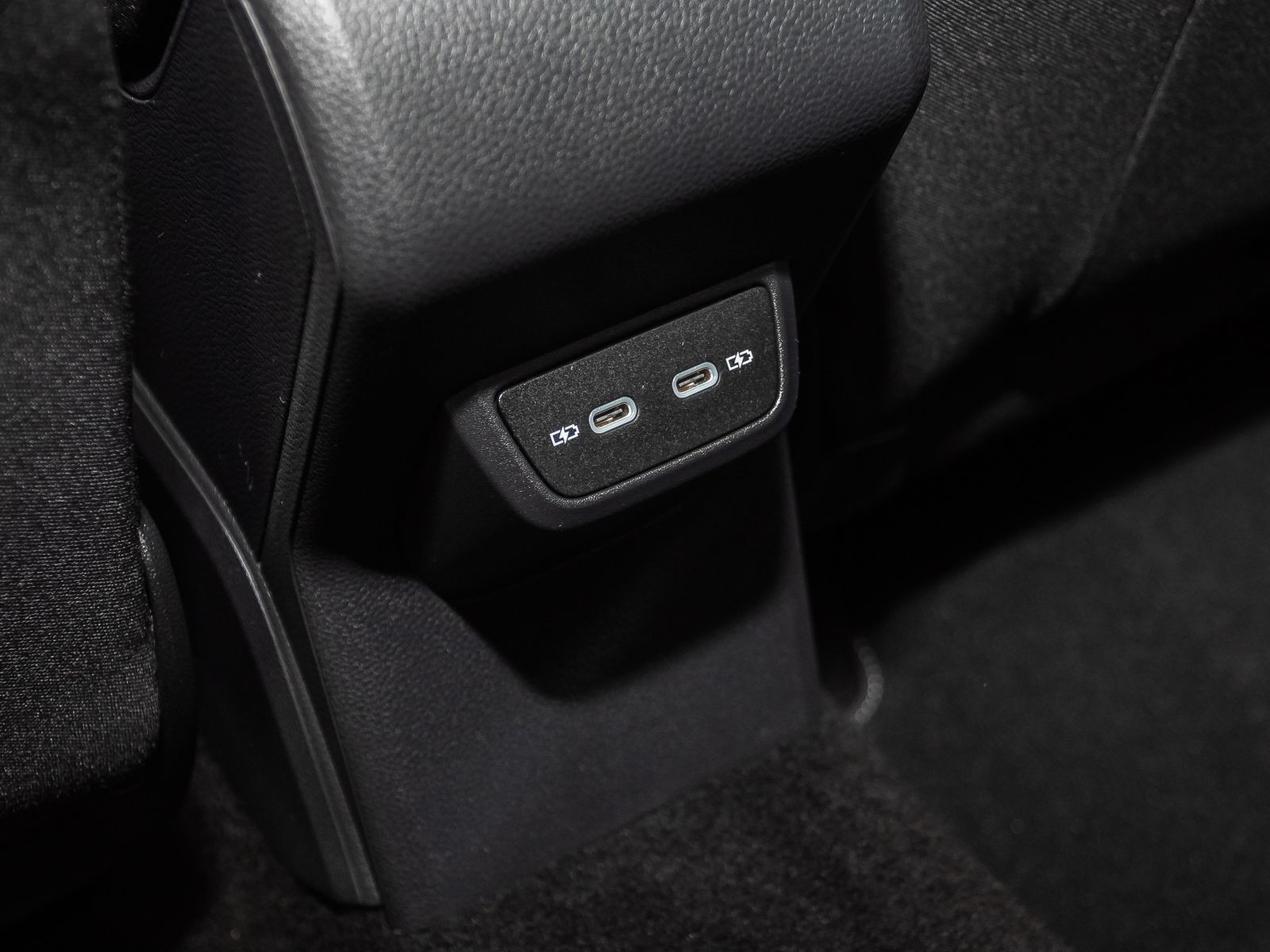 Volkswagen Taigo R-Line 1.0TSI Matrix CarPlay EPH DAB