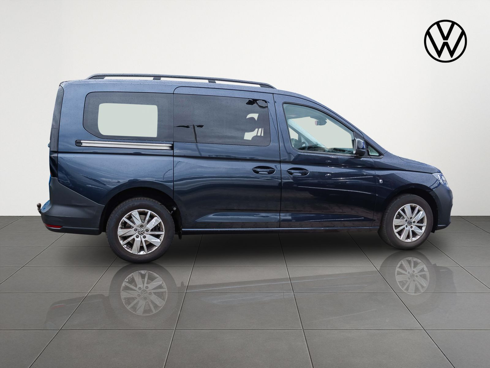 Volkswagen Caddy Maxi 1.5 TSI Basis, AHK, App-Connect, Klima, Mobiltelefon-Schnittstelle