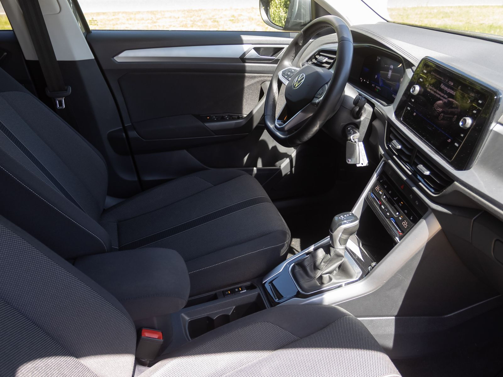 Volkswagen T-Roc Life 1.5TSI DSG Navi LED ACC CarPlay EPH