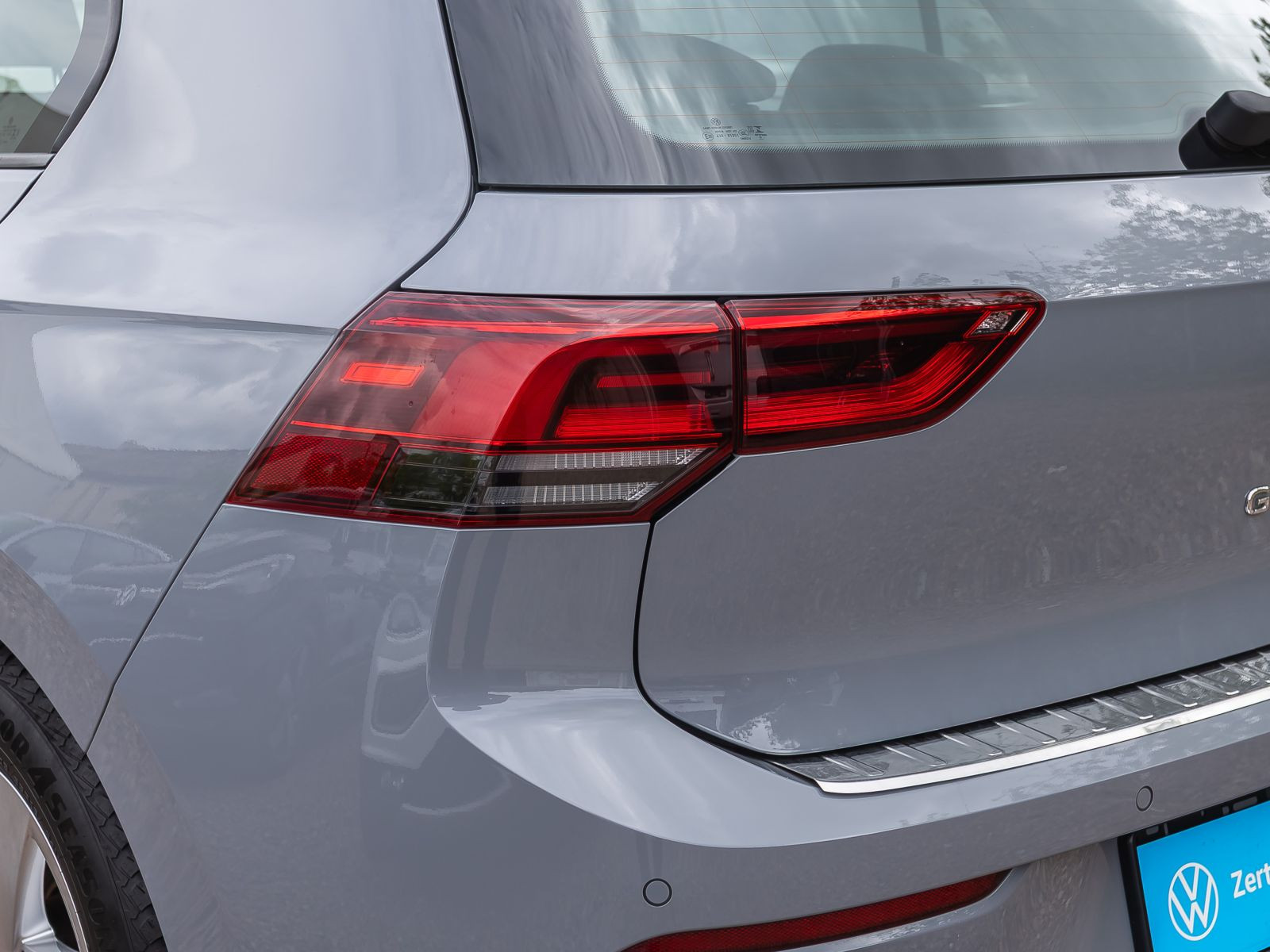 Volkswagen Golf VIII Life 1.5TSI Navi LED ACC CarPlay EPH