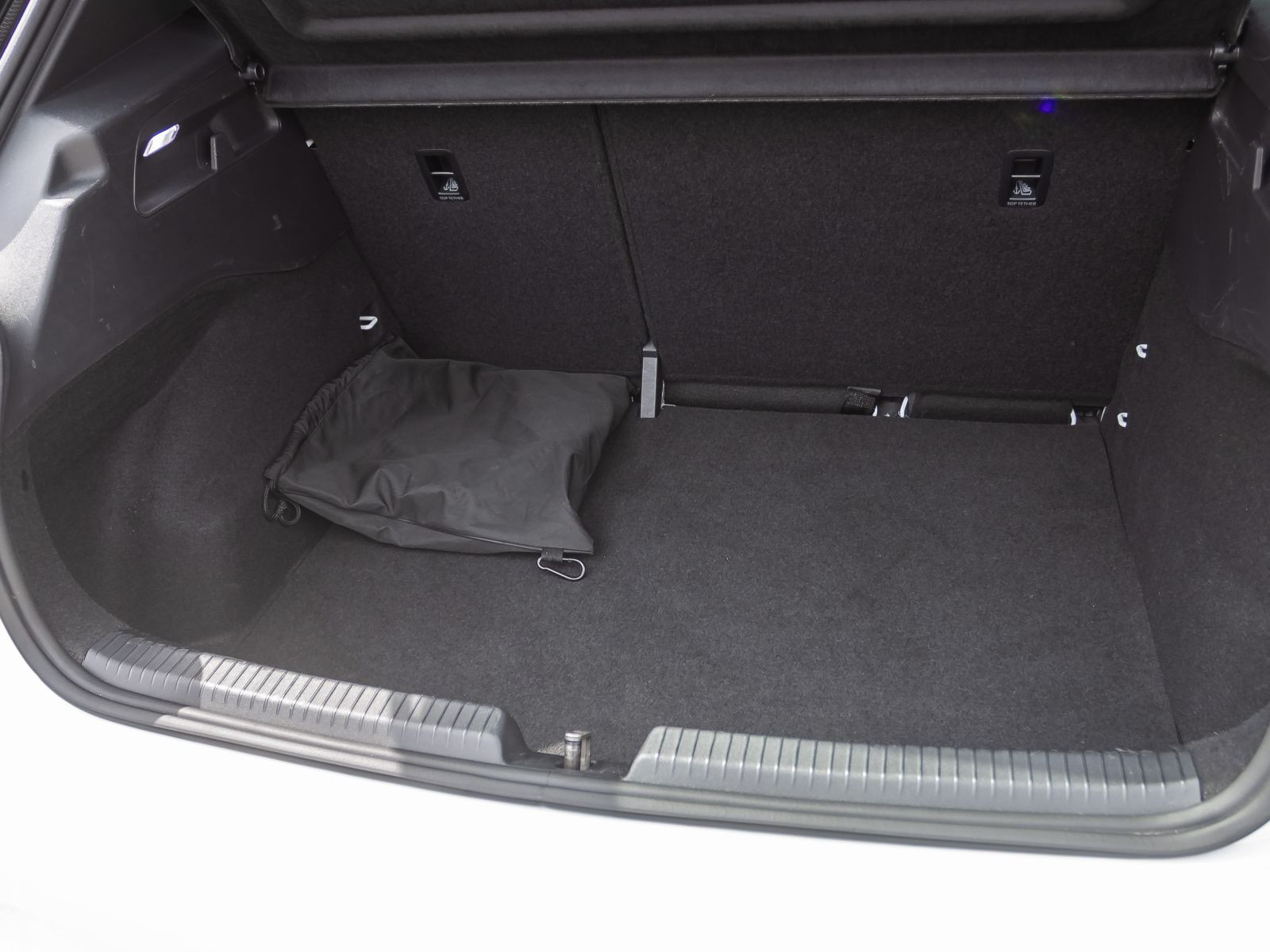 Volkswagen ID.3 Pro Performance, Navi, LED, App-Connect, Parkpiot, Standklimatisierung