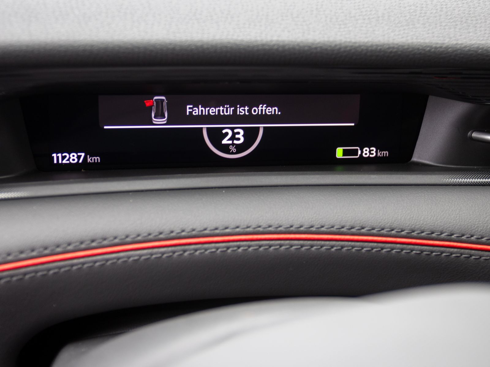 Volkswagen ID.7 Tourer GTX, AHK, Navi, LED-Matrix, Soundsystem, Umgebungsansicht Area View inkl. Rückfahrkamera