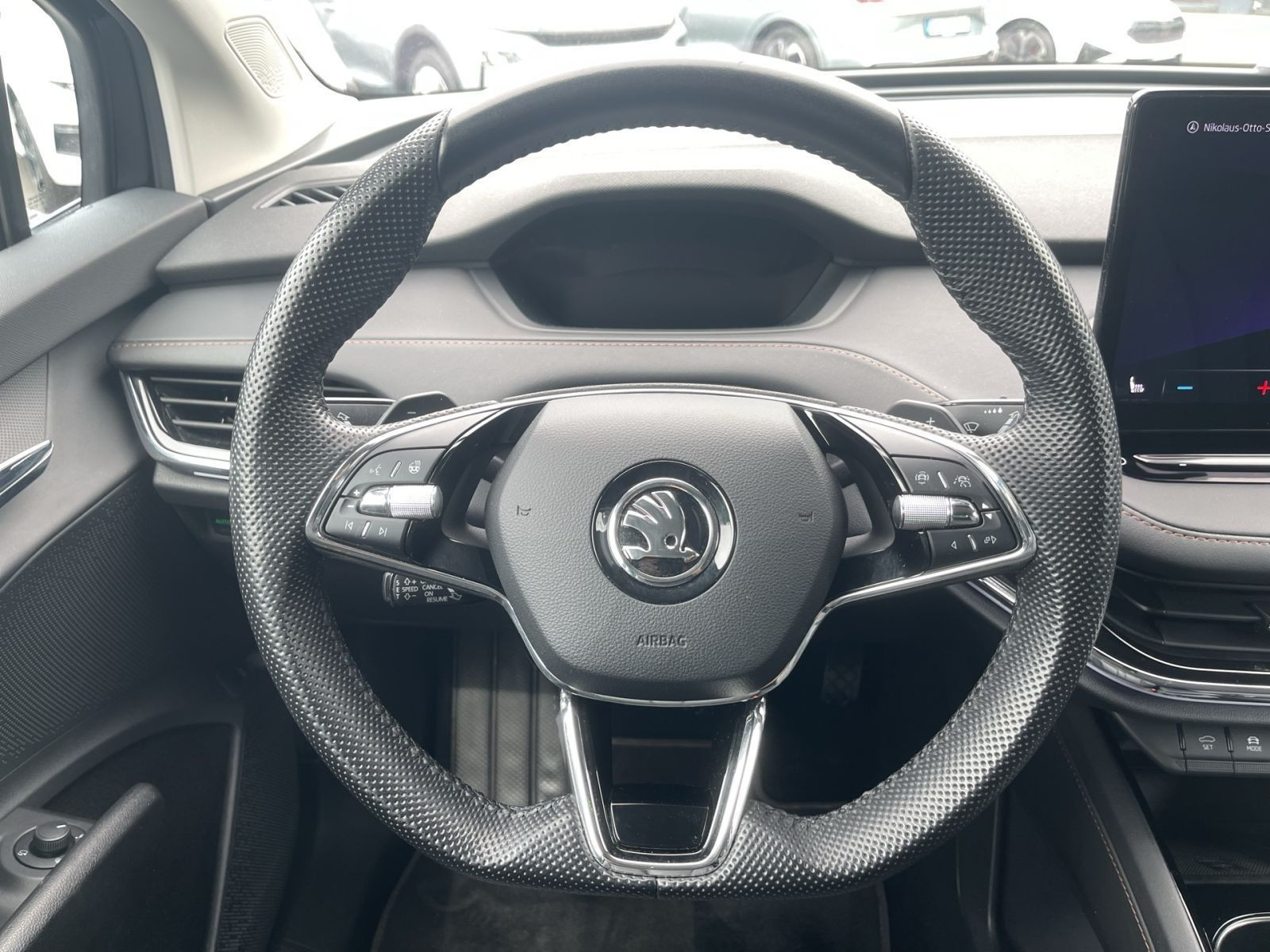 Skoda Enyaq 80 Navi LED Standklima ACC EPH CarPlay AHK