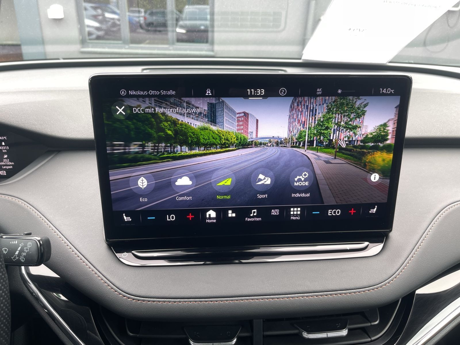 Skoda Enyaq 80 Navi LED Standklima ACC EPH CarPlay AHK