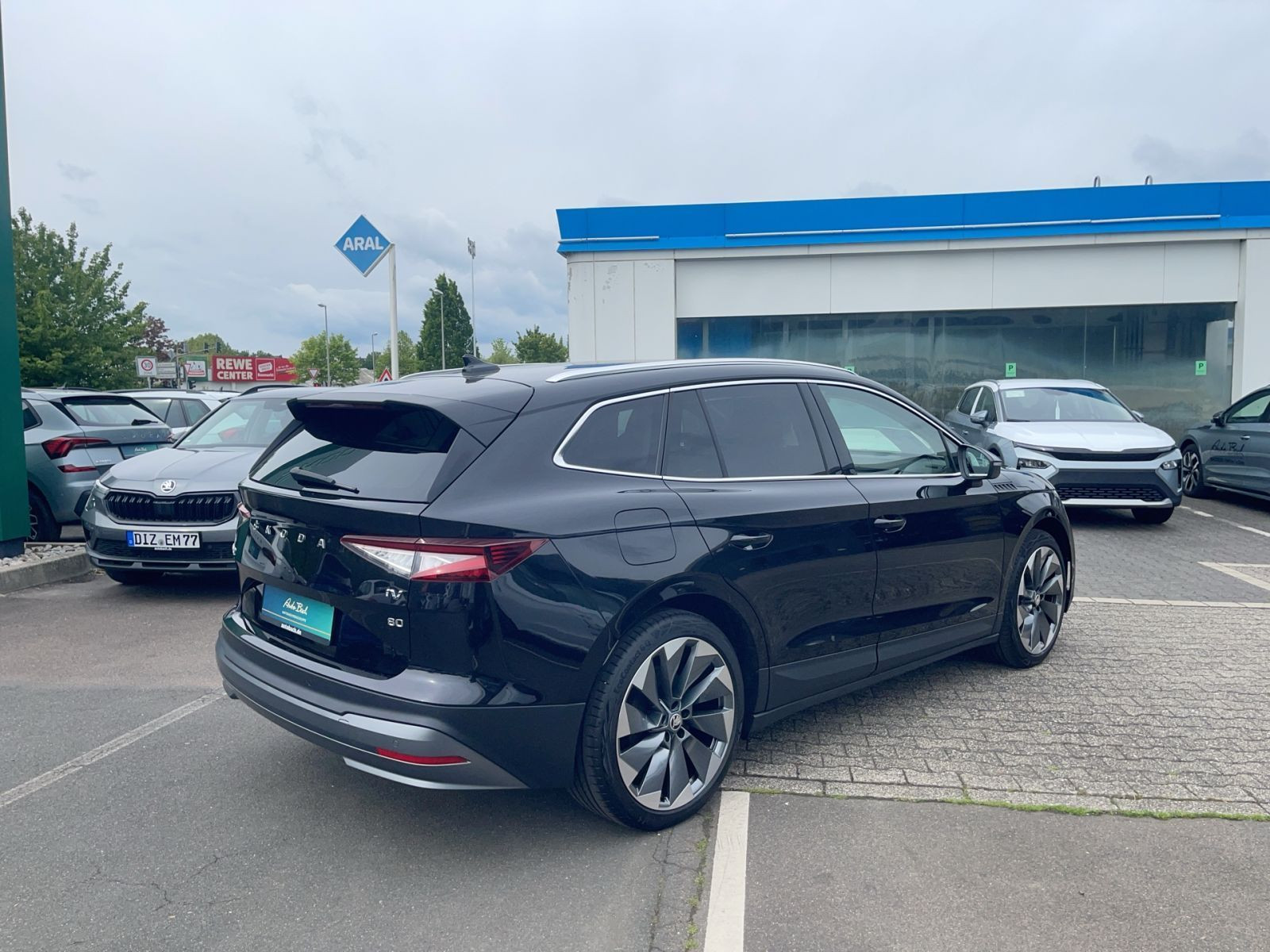 Skoda Enyaq 80 Navi LED Standklima ACC EPH CarPlay AHK