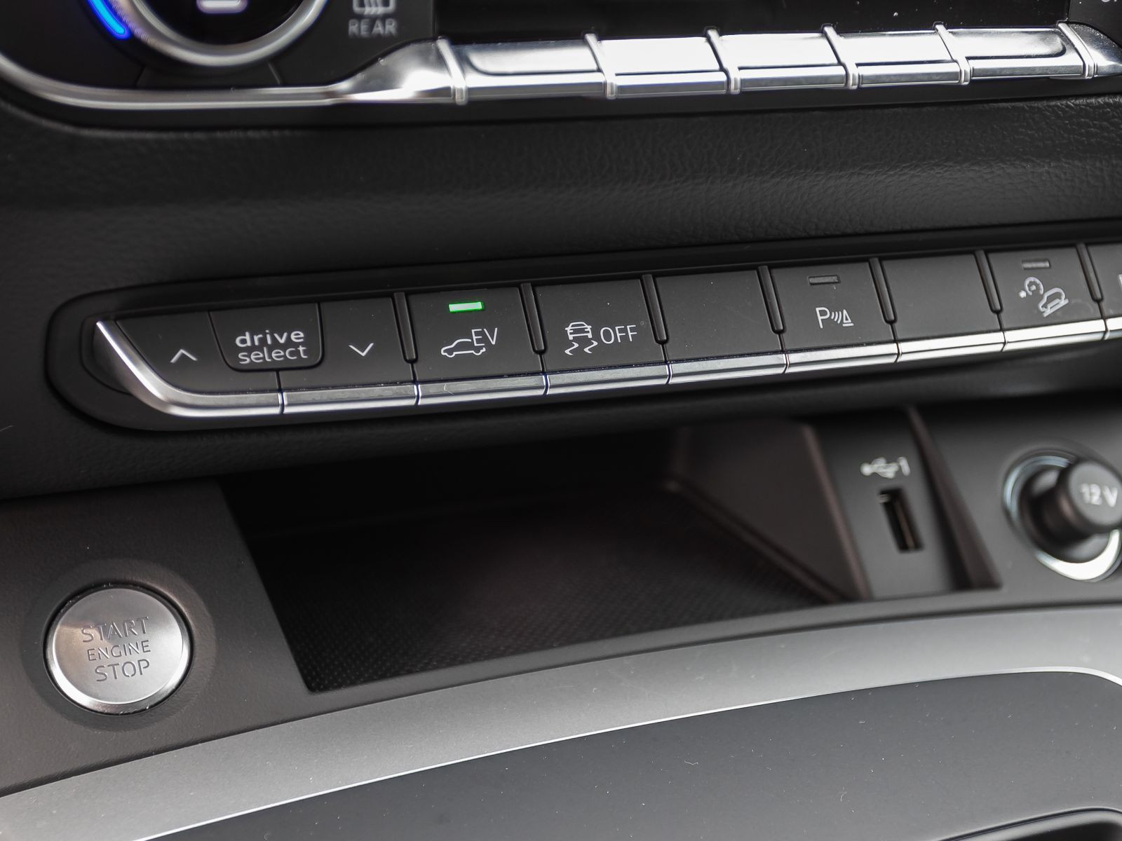 Audi Q5 adv 50TFSIe qu Stronic Navi LED ACC EPH AHK