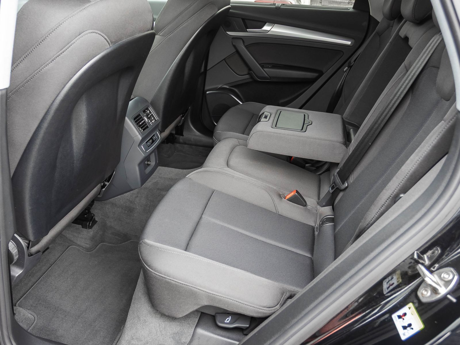 Audi Q5 adv 50TFSIe qu Stronic Navi LED ACC EPH AHK