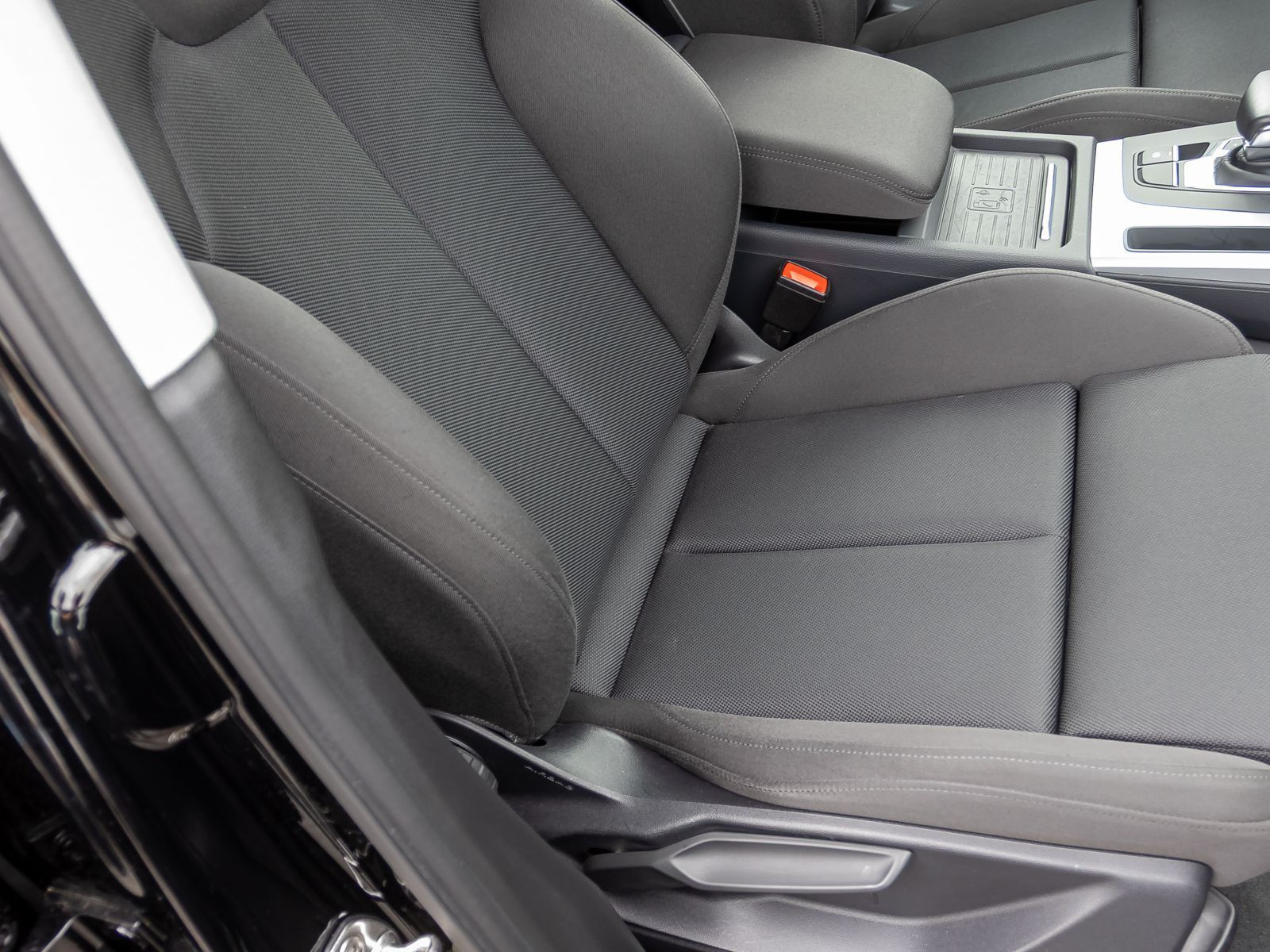 Audi Q5 adv 50TFSIe qu Stronic Navi LED ACC EPH AHK