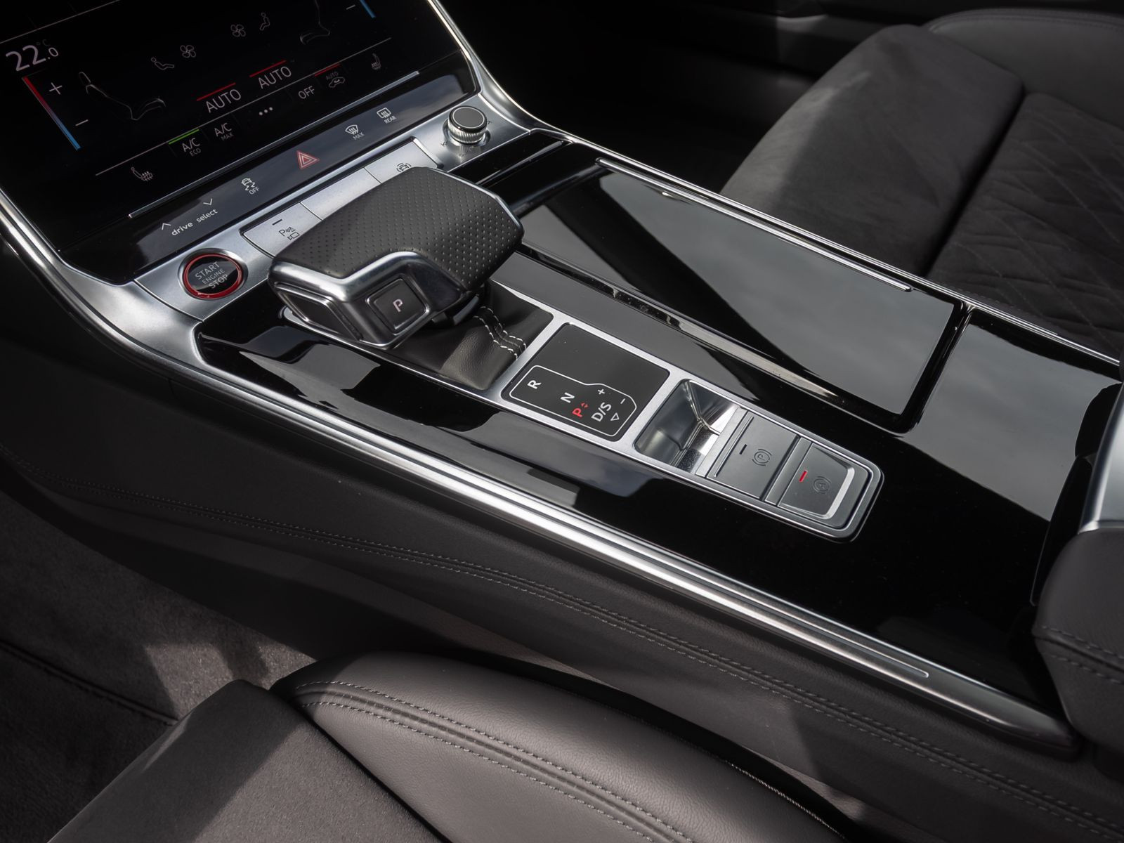 Audi RS 7 Sportback Navi LED HuD Luftfederung Panorama