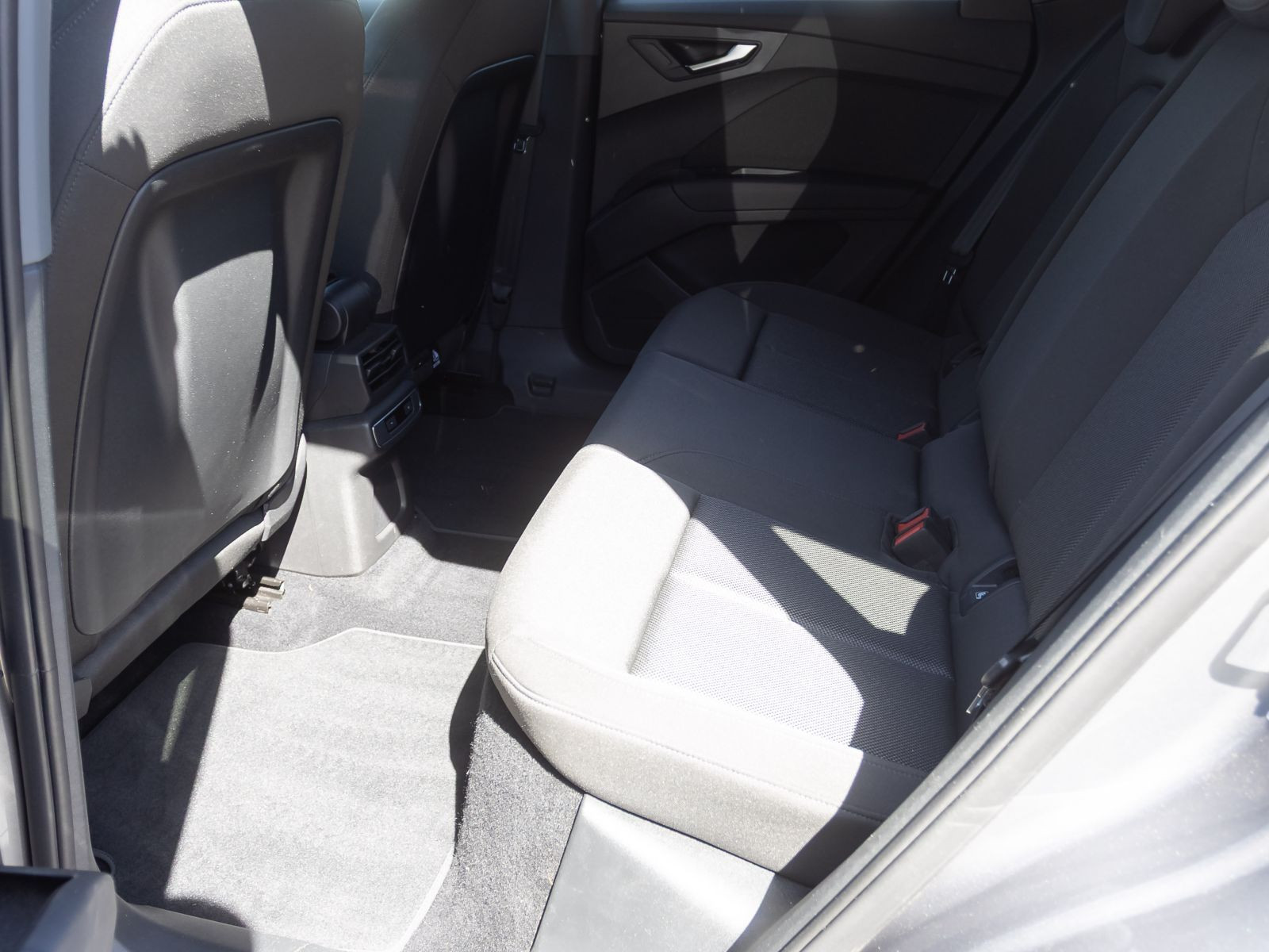 Audi Q4 Sportback e-tron 35 LED Standklima ACC EPH