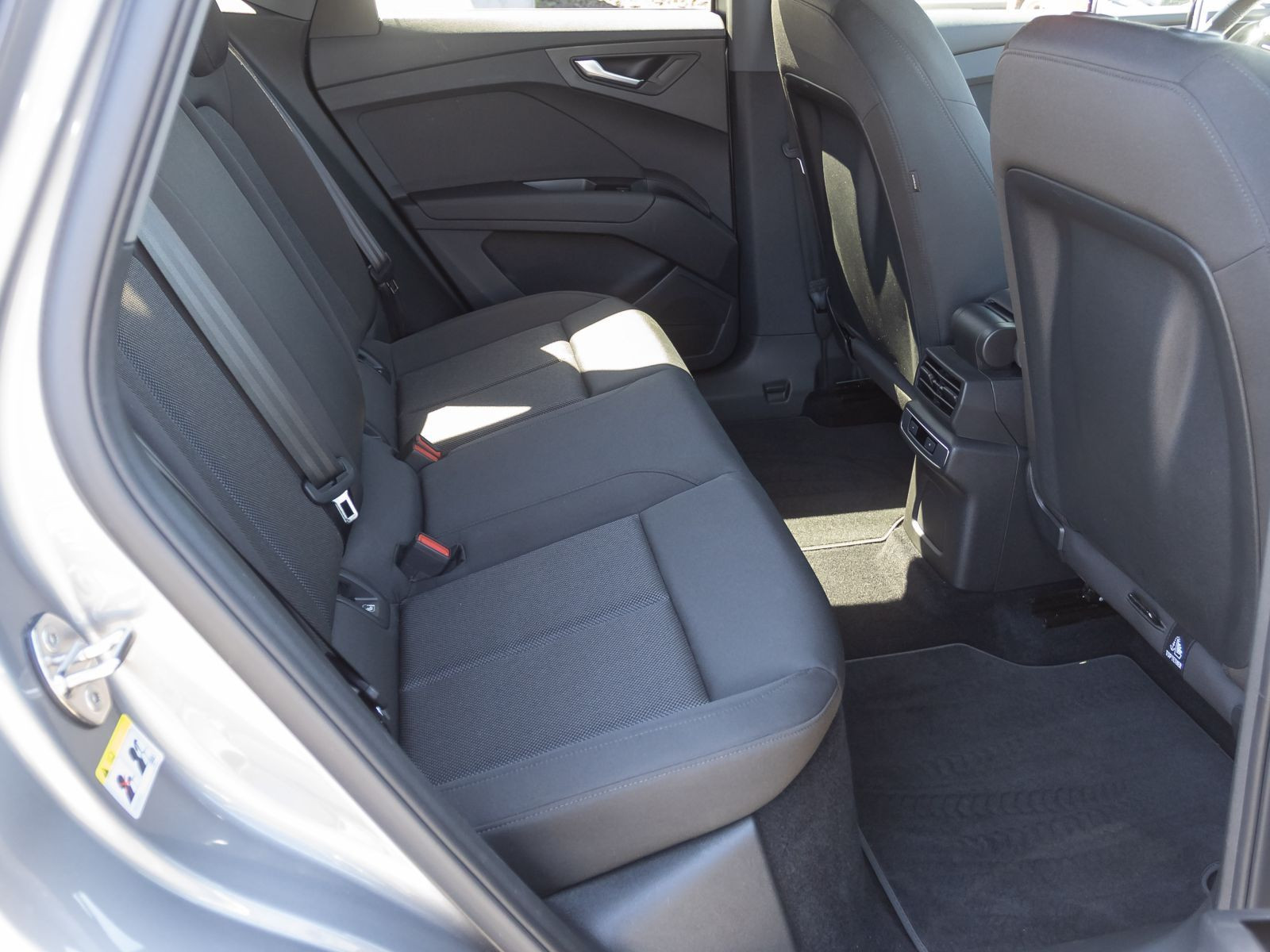 Audi Q4 Sportback e-tron 35 LED Standklima ACC EPH