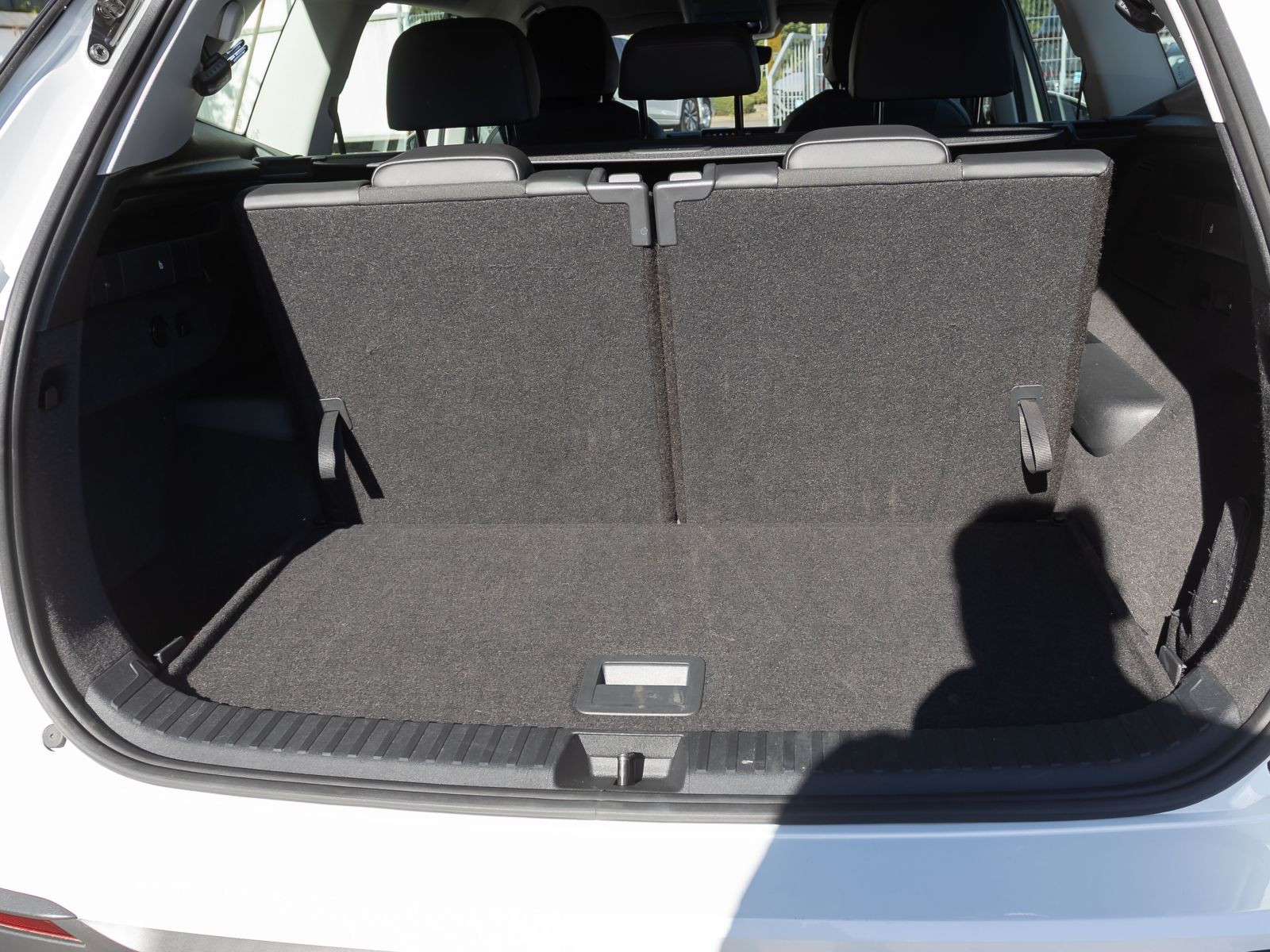 Volkswagen Tayron 1.5 eTSI DSG Life, HD-LED-Matrix, Navi, 7-Sitze, Area View inkl. Rückfahrkamera