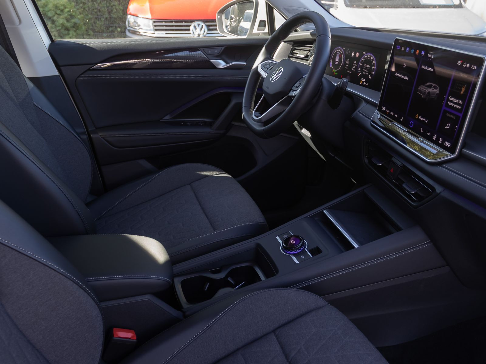 Volkswagen Tayron 1.5 eTSI DSG Life, HD-LED-Matrix, Navi, 7-Sitze, Area View inkl. Rückfahrkamera