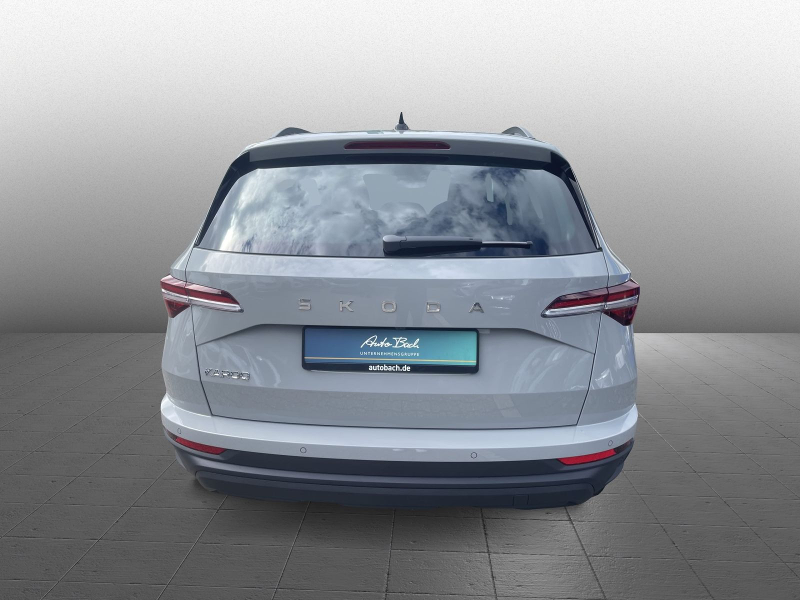 Skoda Karoq Tour 1.5 TSI Sitzhzg Car Play AHK