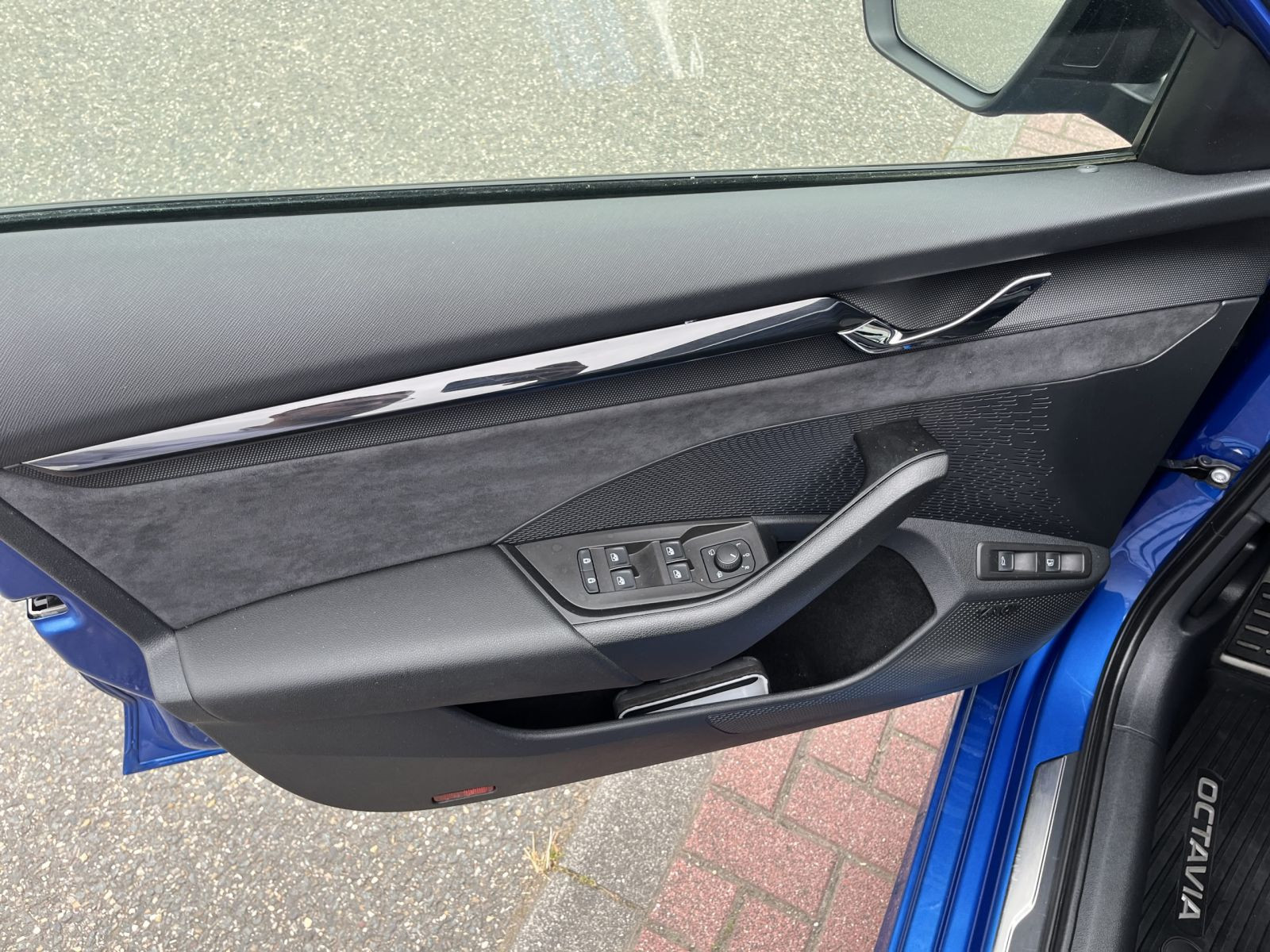 Skoda Octavia Combi RS 1.4 TSI iV Navi LED GRA Sitzhzg