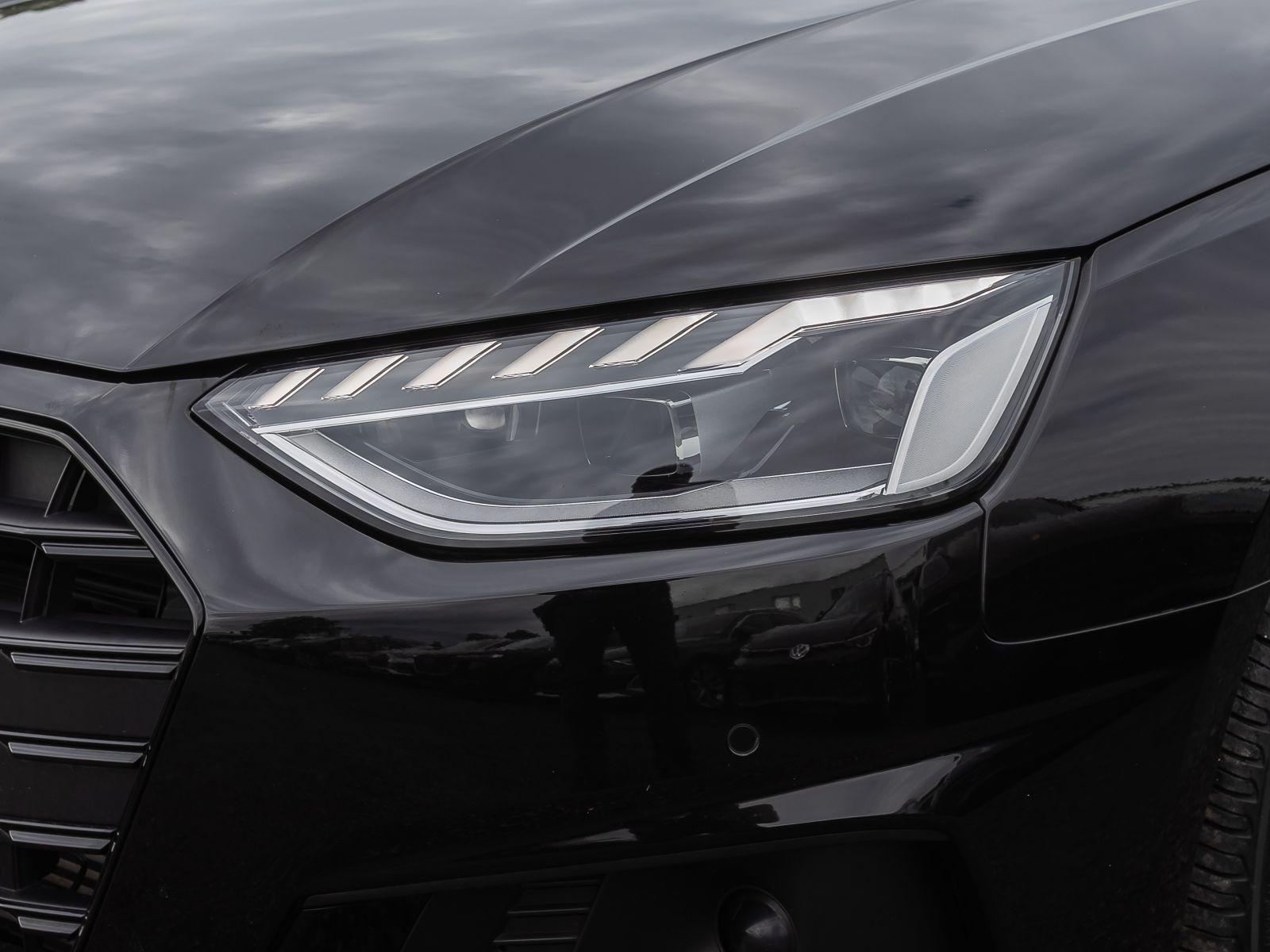 Audi A4 Avant Adv. 40TFSI Stronic Navi LED EPH ACC GRA