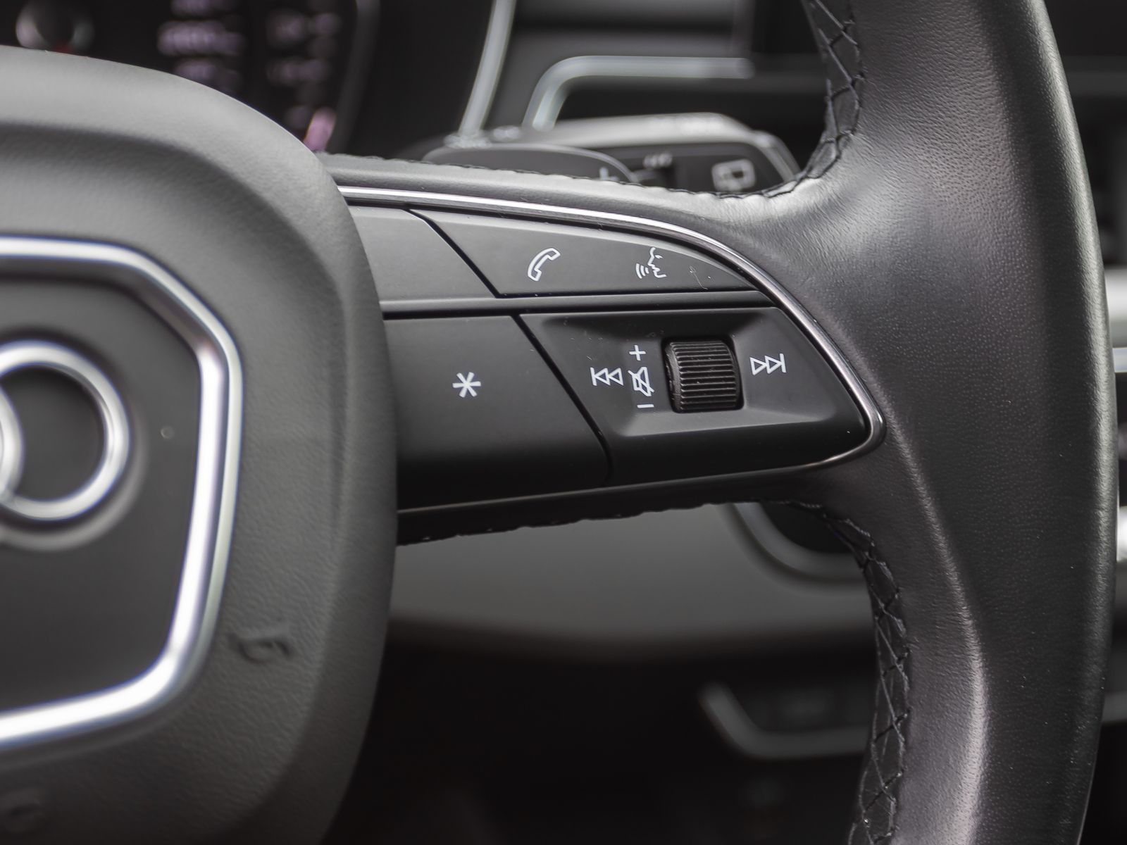 Audi A4 Avant Adv. 40TFSI Stronic Navi LED EPH ACC GRA