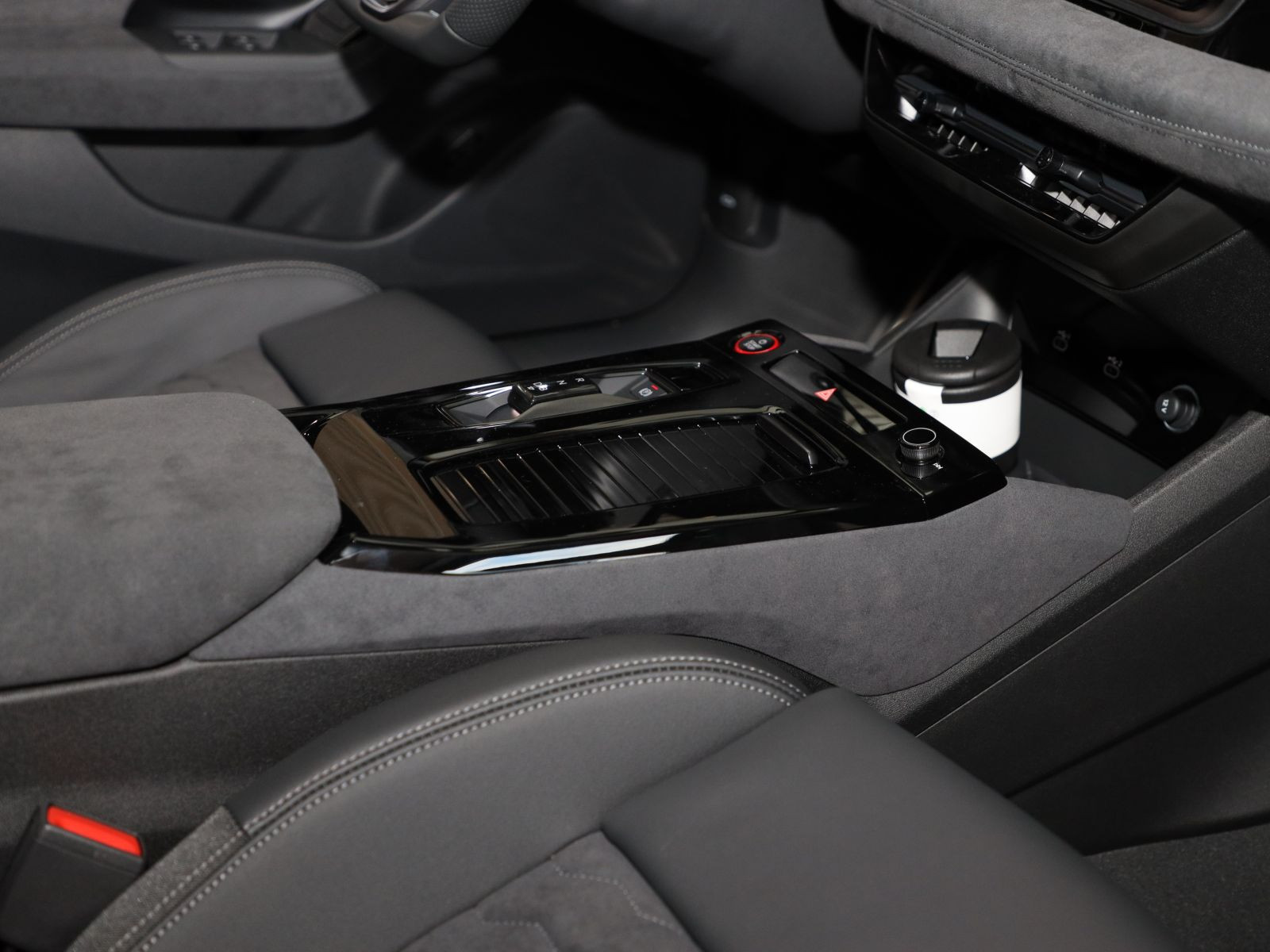 Audi A6 Avant e-tron S line performance TechPlus/ AHK/ 21" / 270kW