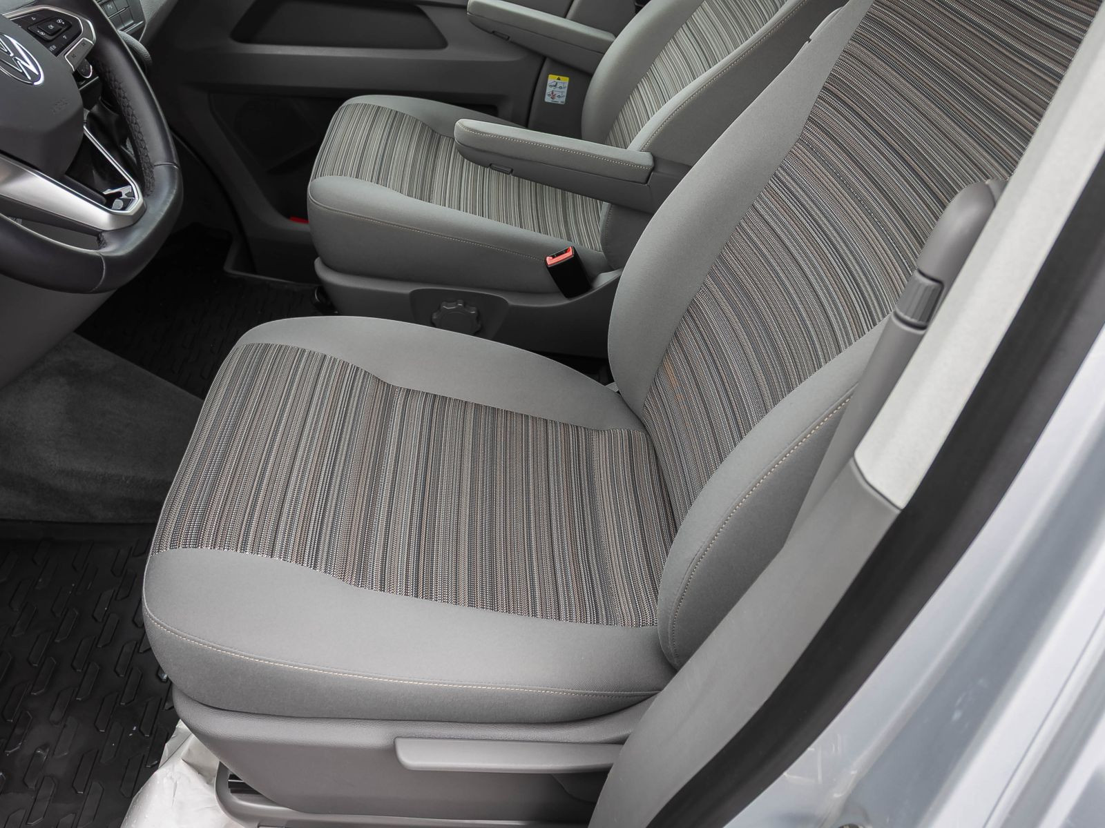 Volkswagen T6.1 California Beach 2.0TDI DSG Navi LED Standhzg