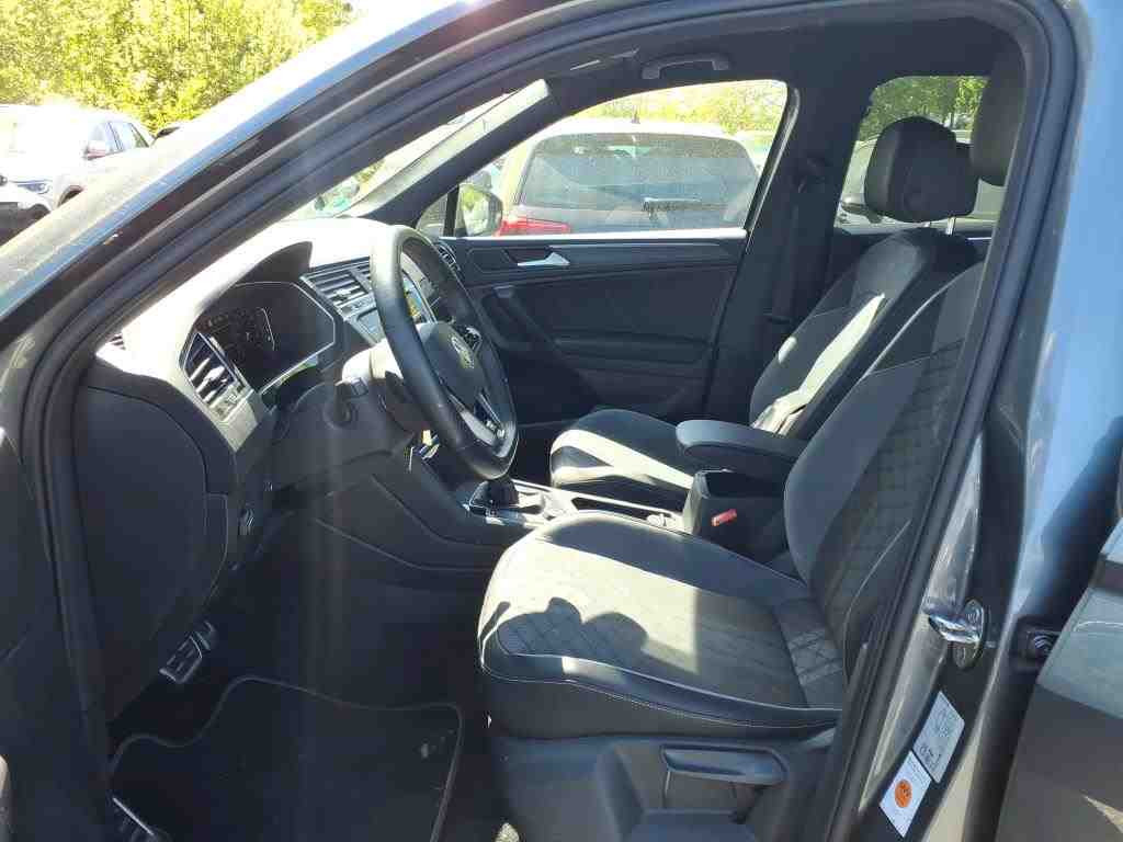 Volkswagen Tiguan Allspace R-Line 2.0TDI DSG Navi HuD Matrix